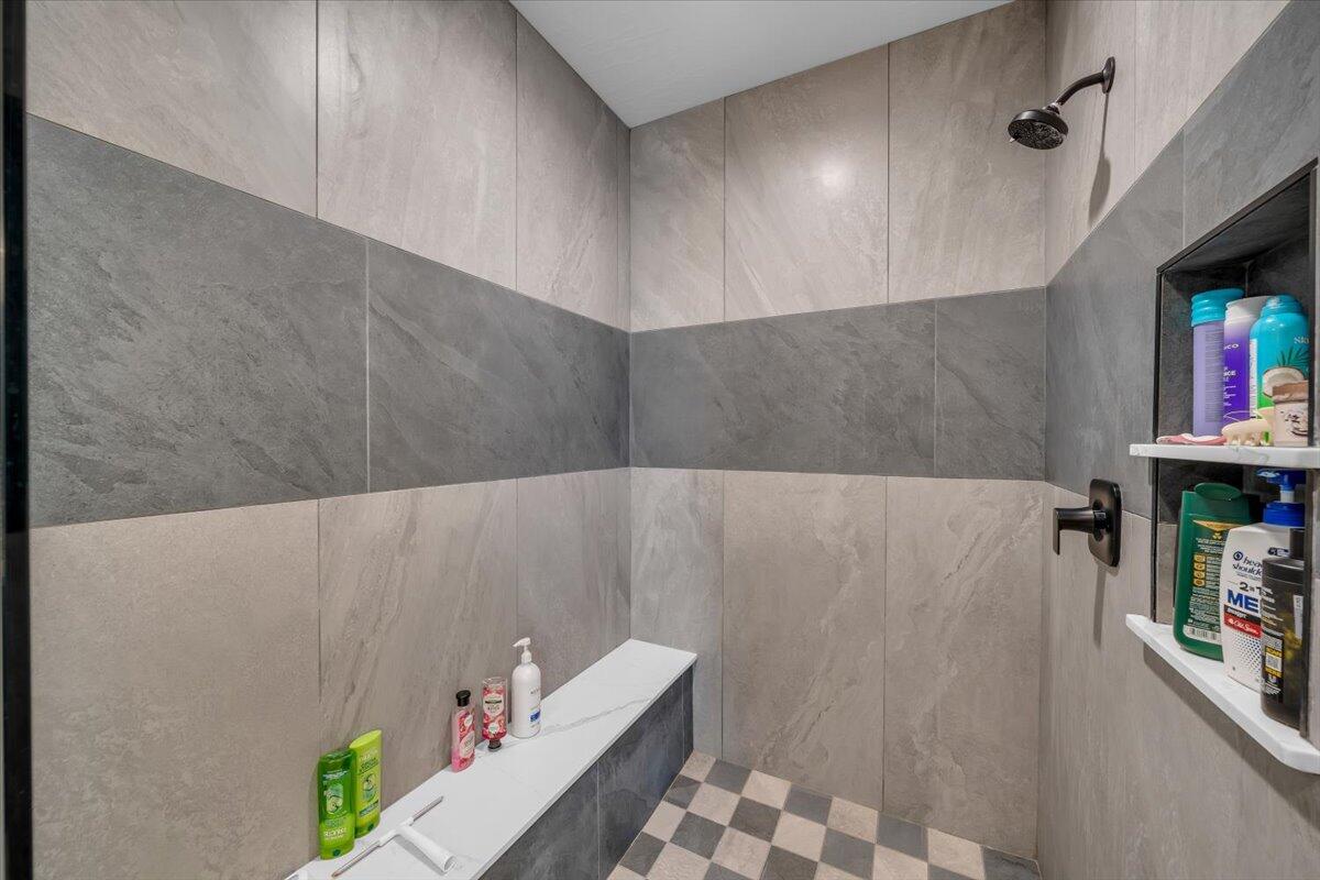 HURRICANE TOWNSITE - Residential