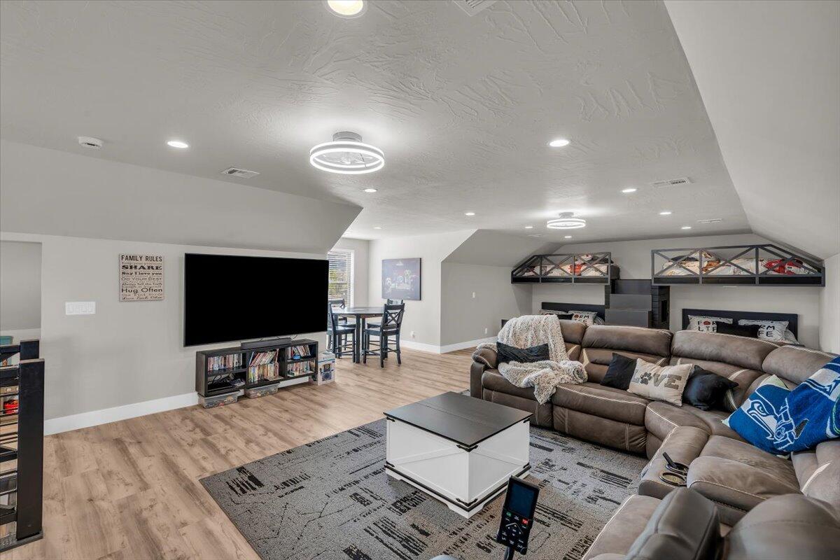 HURRICANE TOWNSITE - Residential