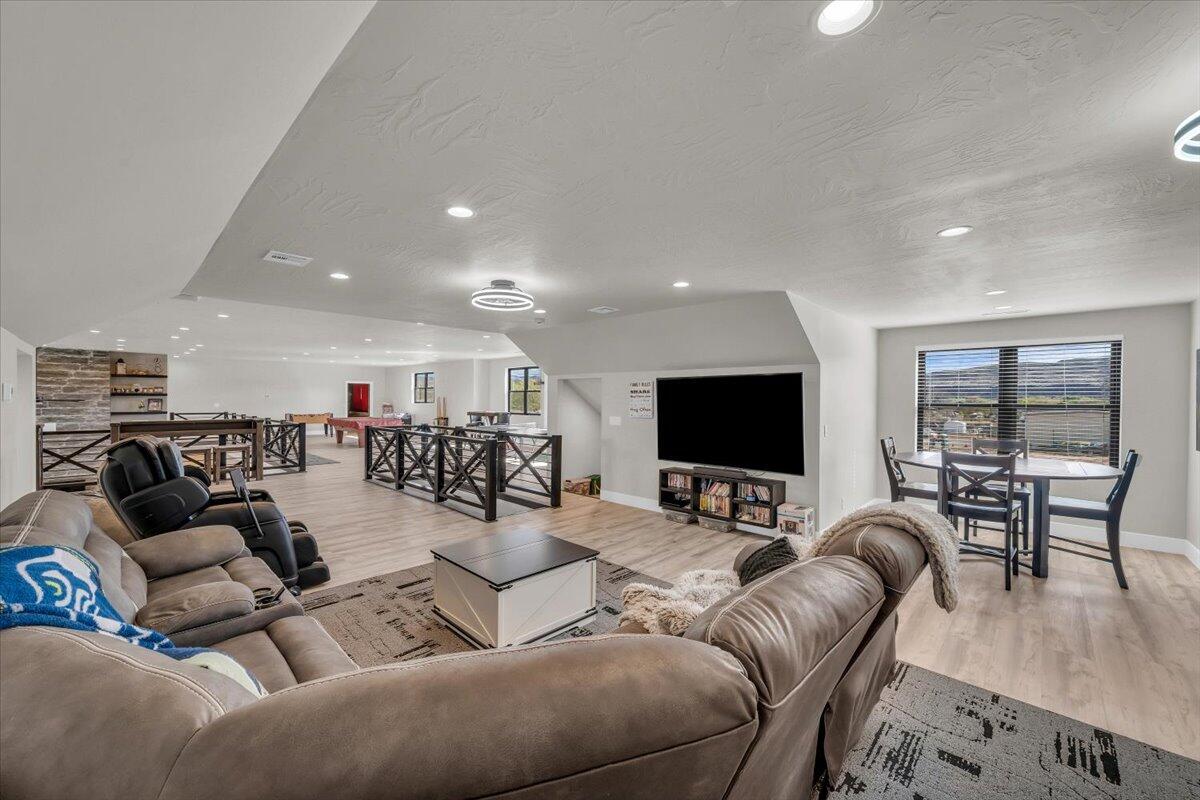 HURRICANE TOWNSITE - Residential