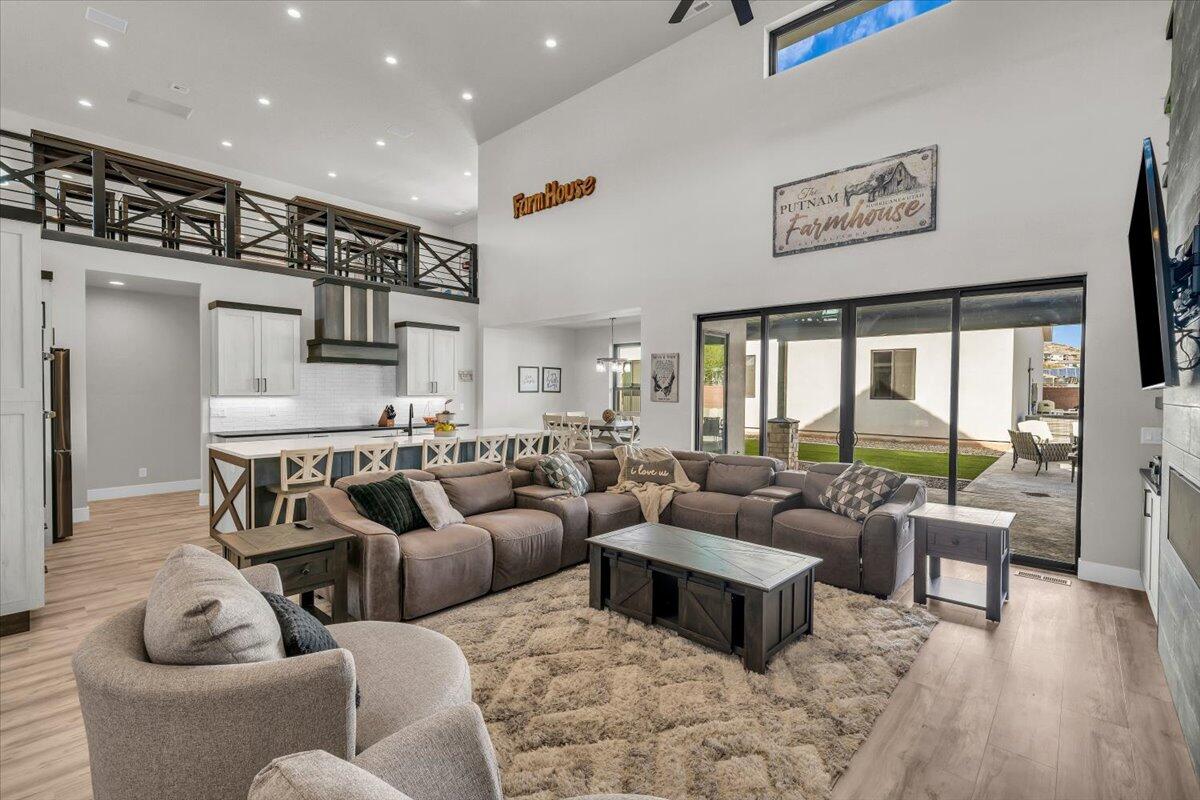 HURRICANE TOWNSITE - Residential