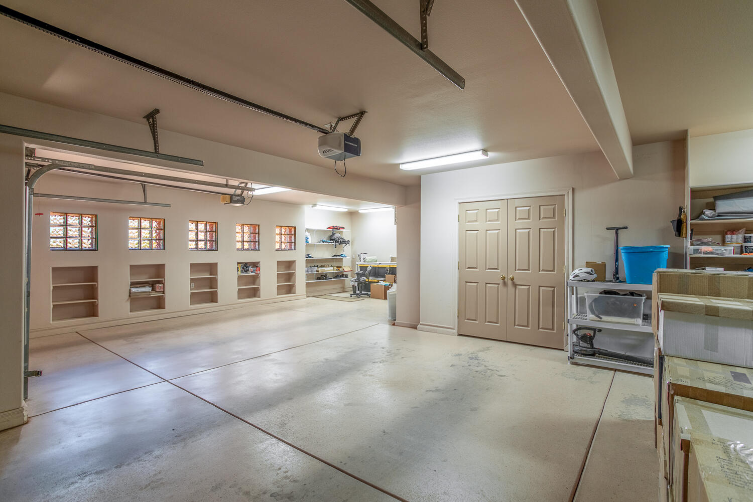 SHONTO POINT - Residential