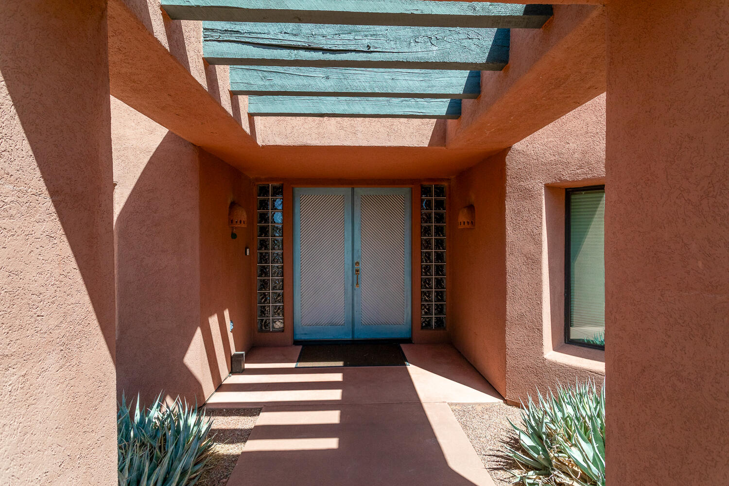 SHONTO POINT - Residential