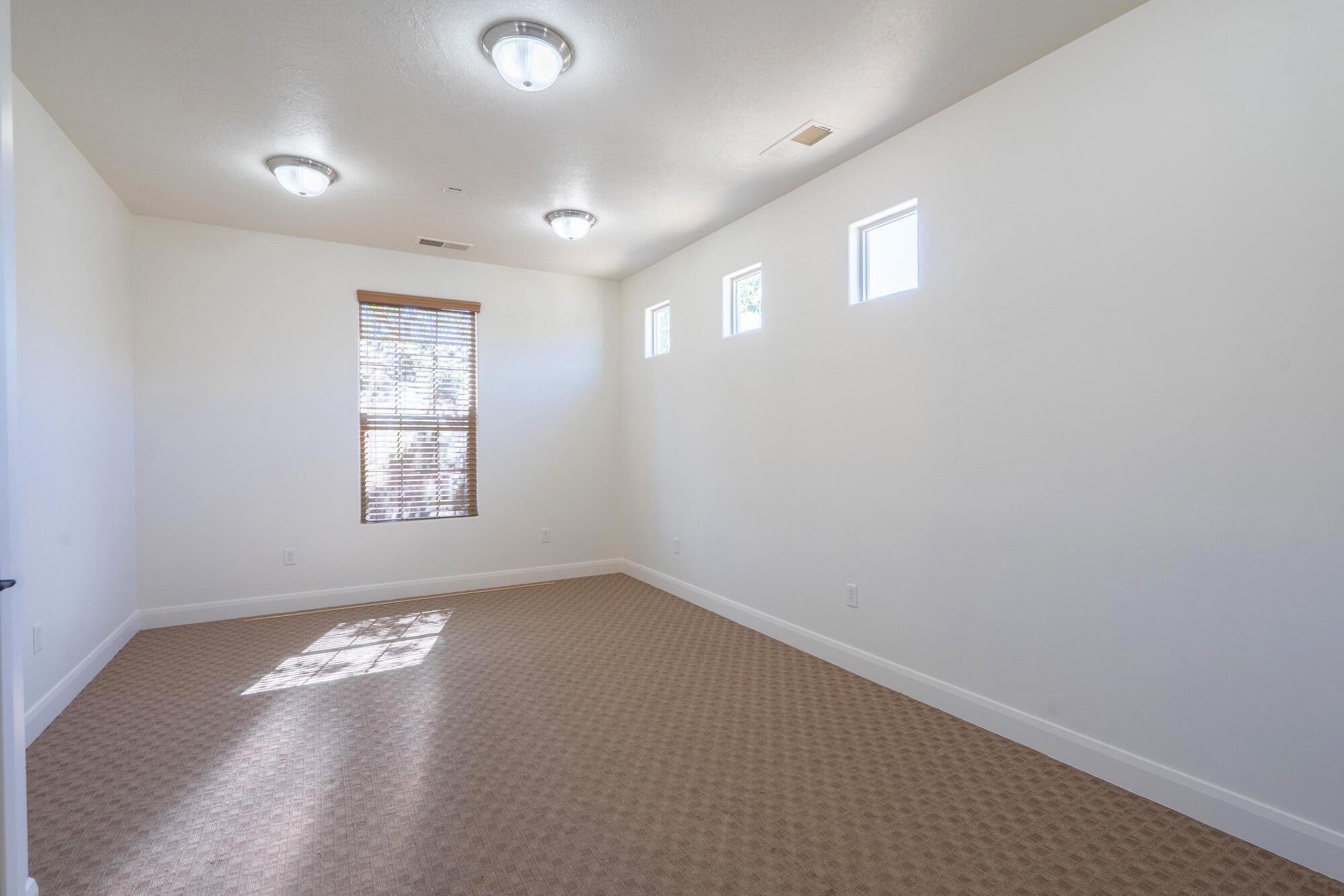 HIGHLAND PARK AT THE CORAL CANYON - Residential