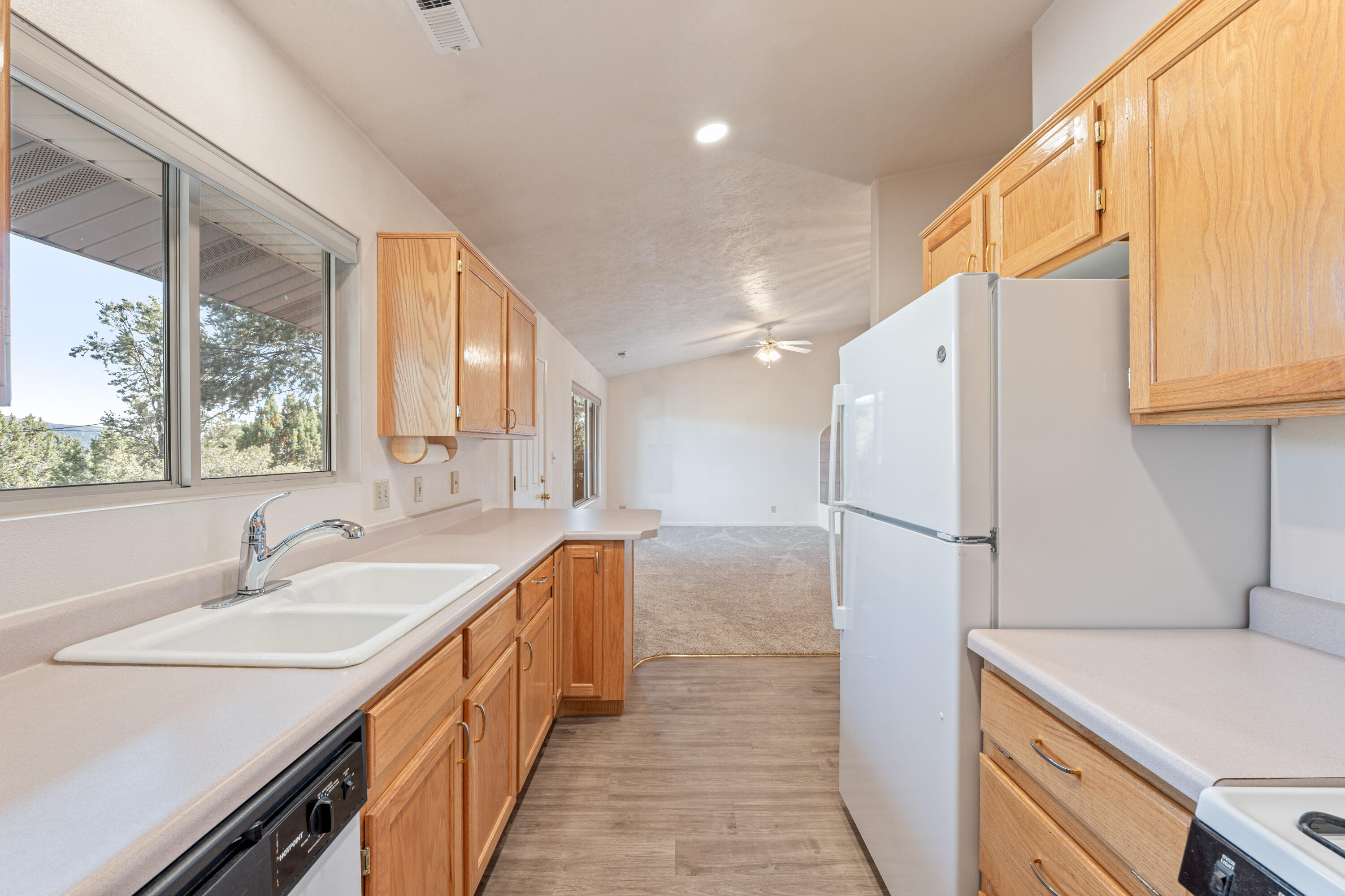 DIXIE DEER ESTATES - Residential