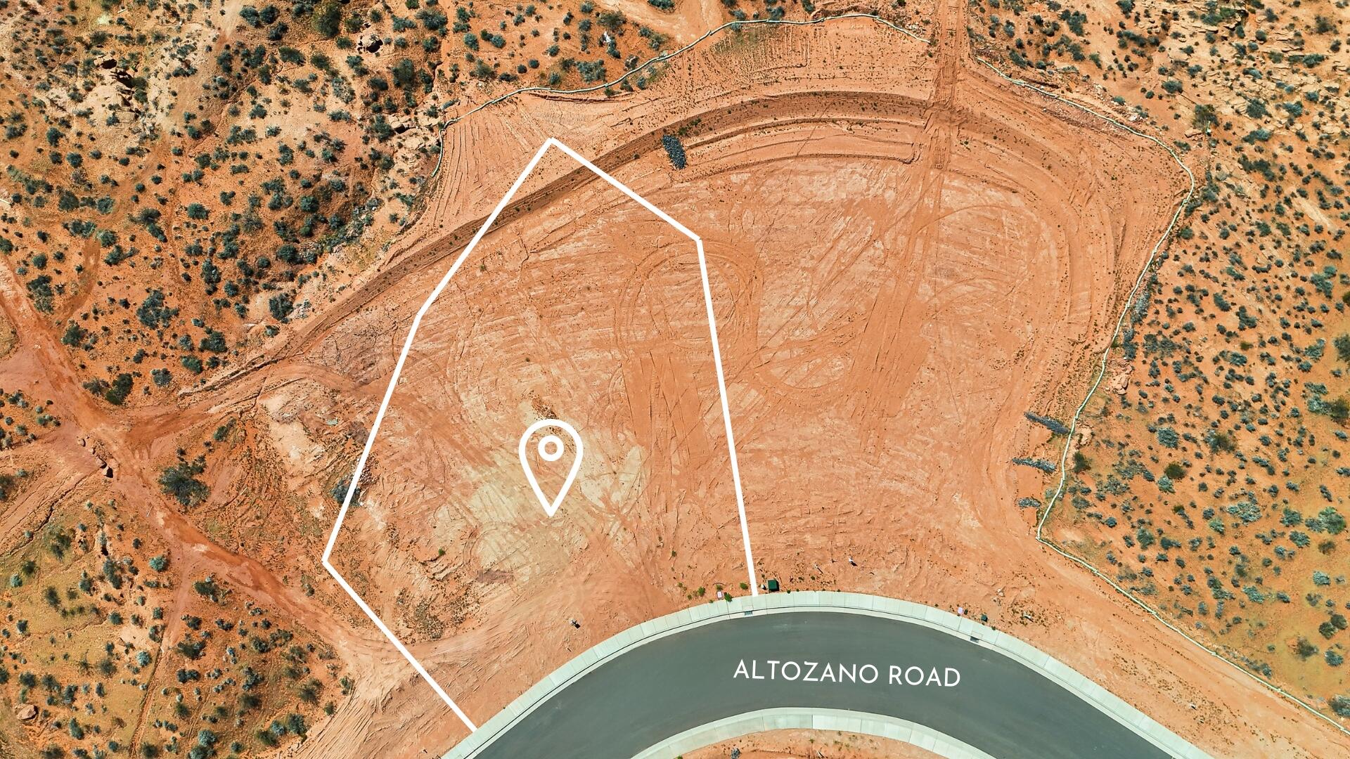 SOLENTE VILLAGE - Land