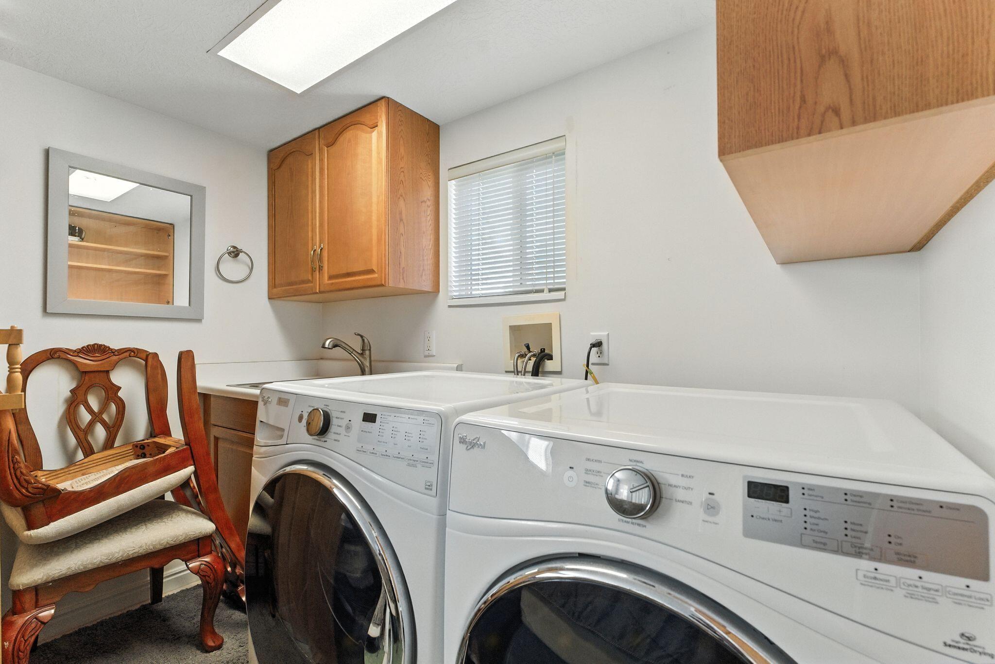 KINGS ROW ESTATES - Residential