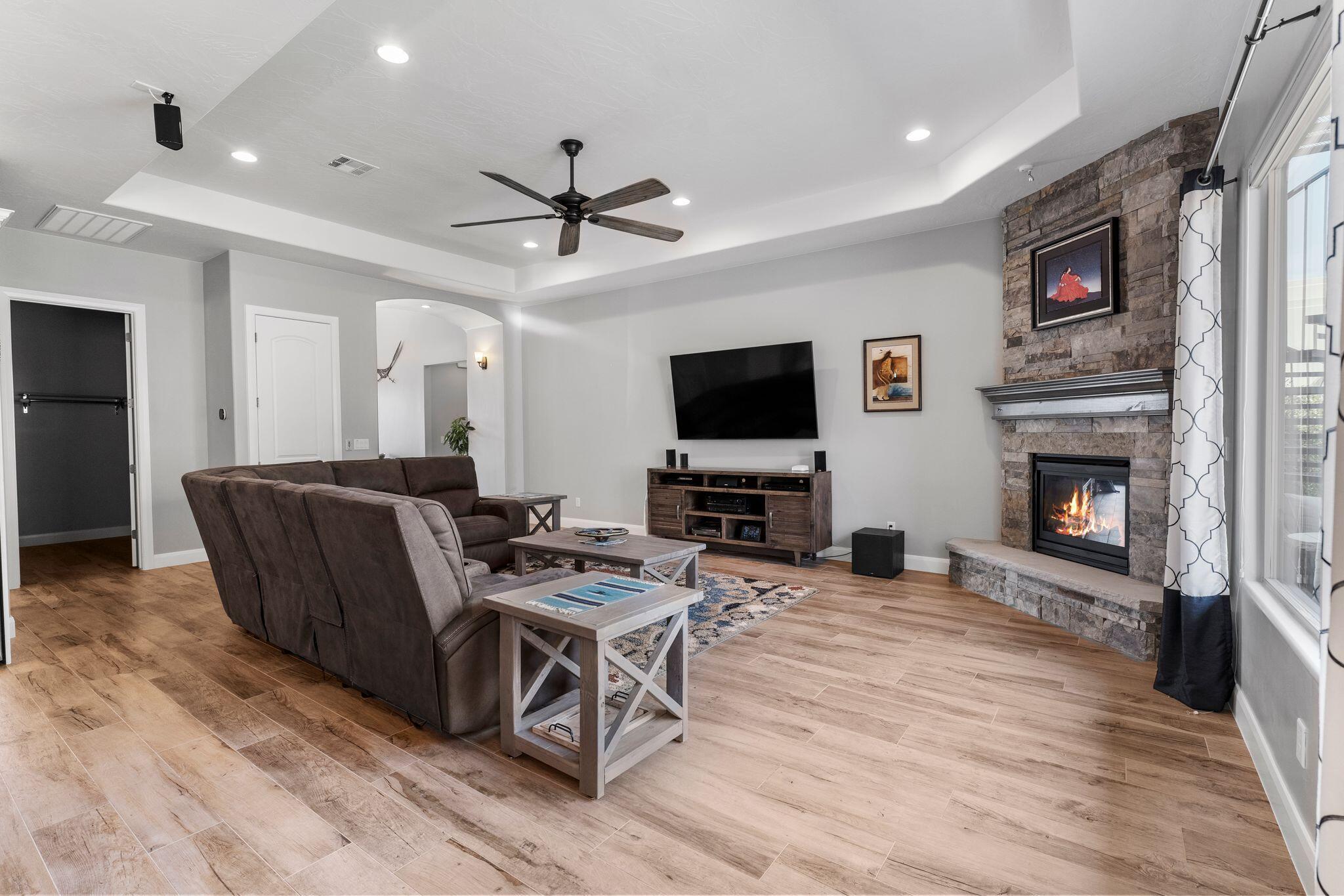 DUNES AT SAND HOLLOW RESORT - Residential