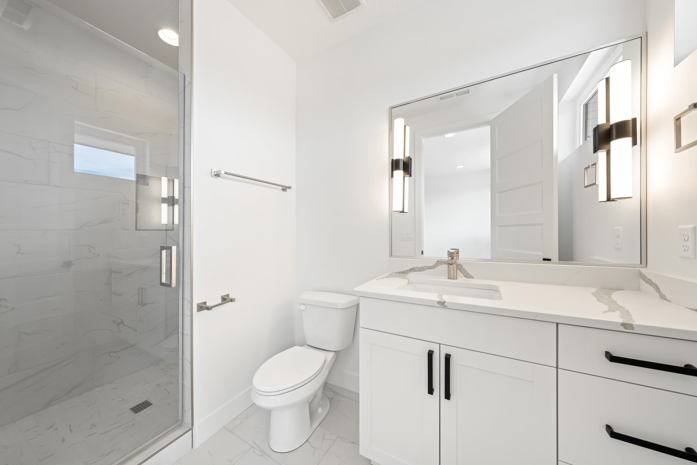 LEDGES OF SG HILLCREST - Residential