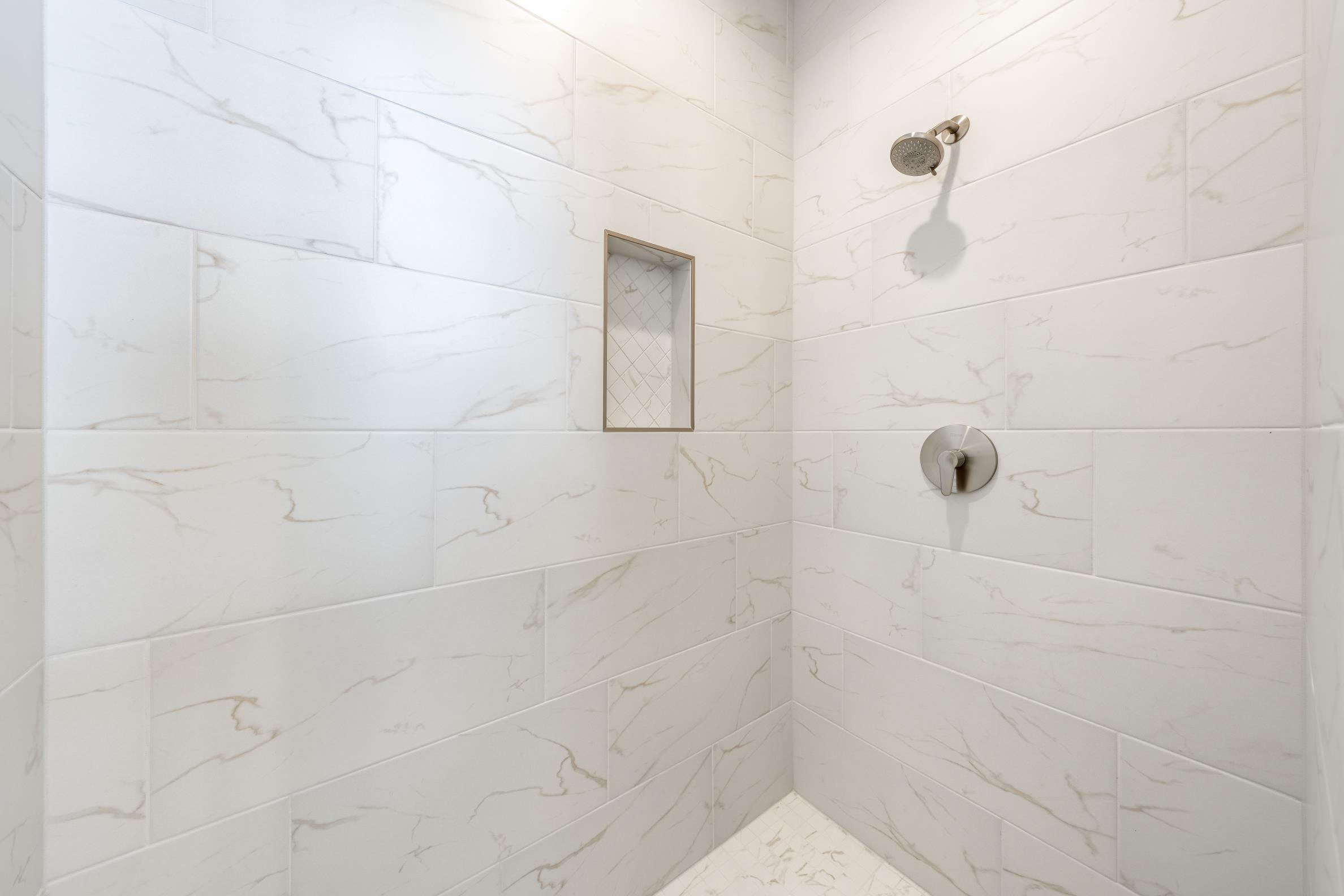 LEDGES OF SG HILLCREST - Residential