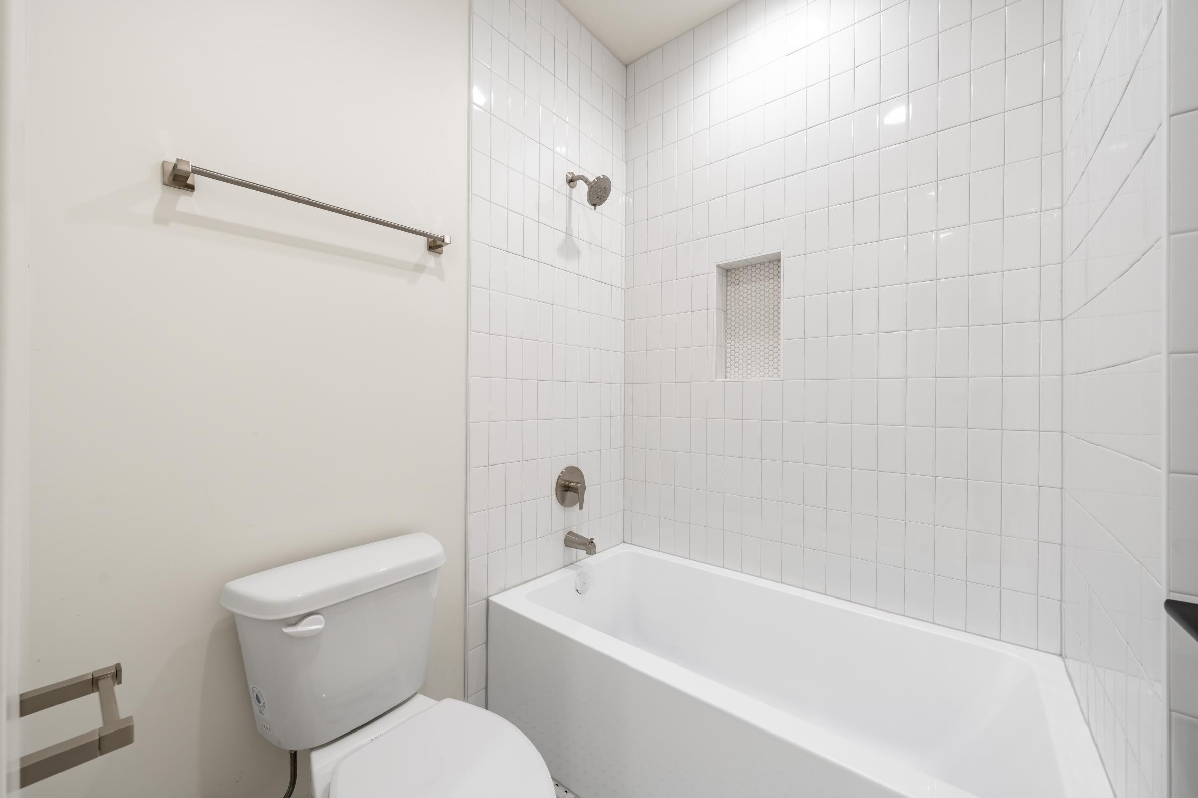 LEDGES OF SG HILLCREST - Residential