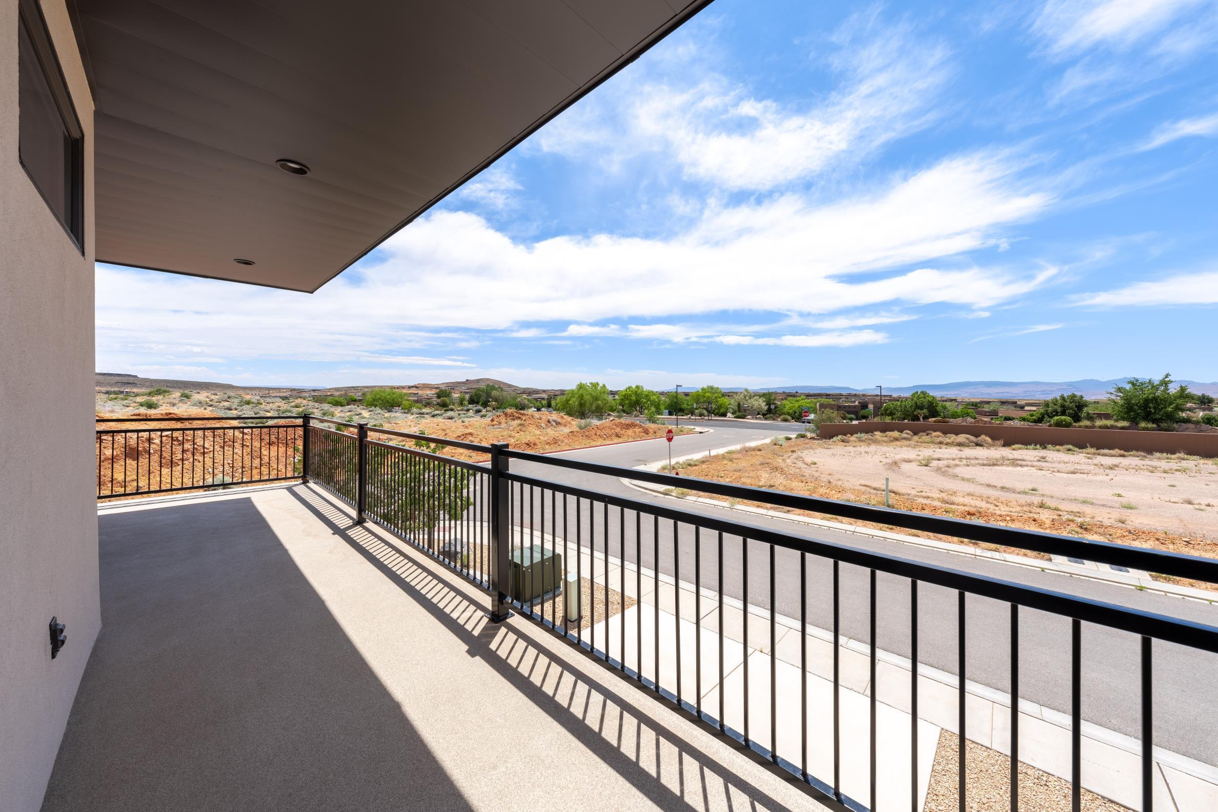 LEDGES OF SG HILLCREST - Residential