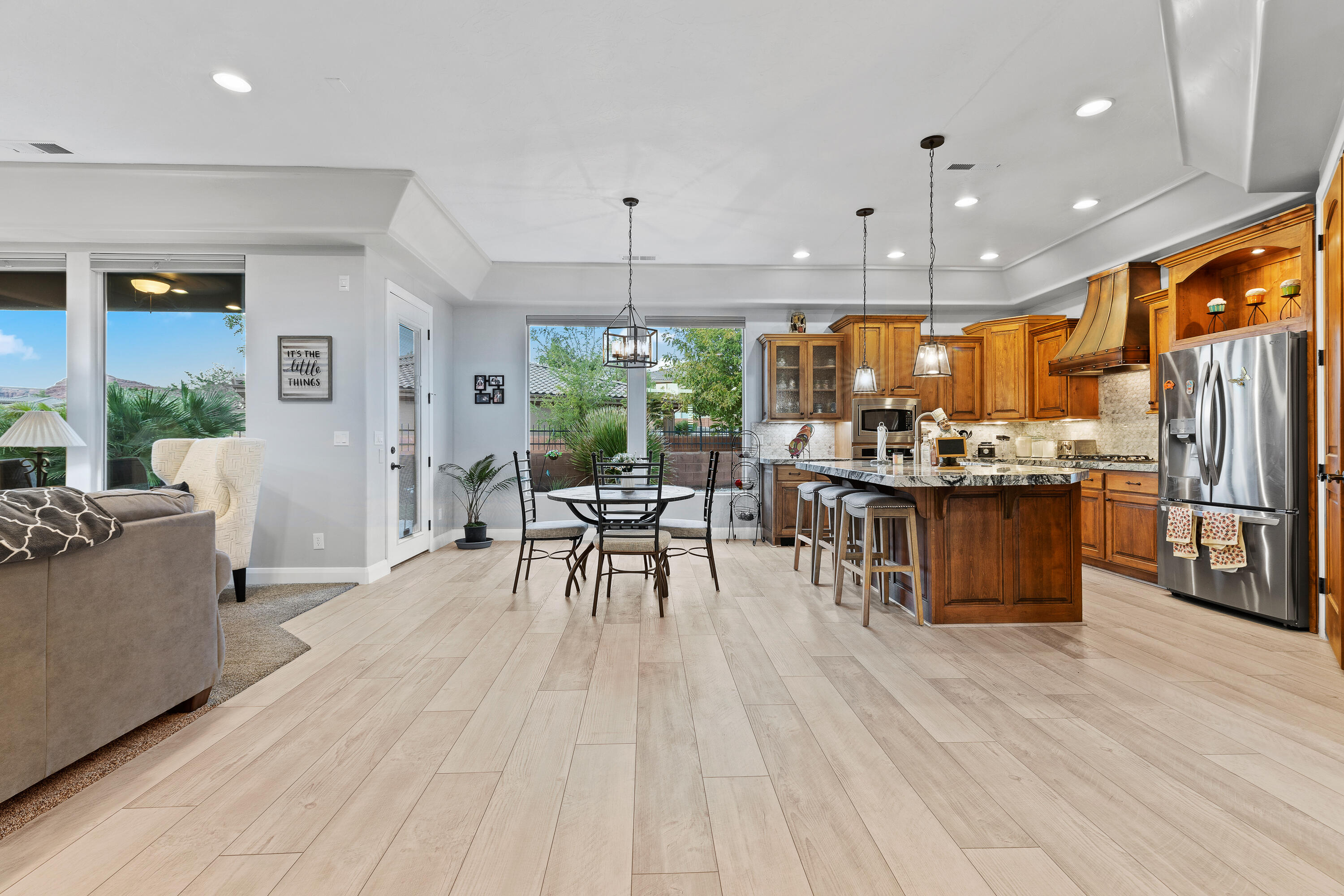 ESTRELLA - Residential