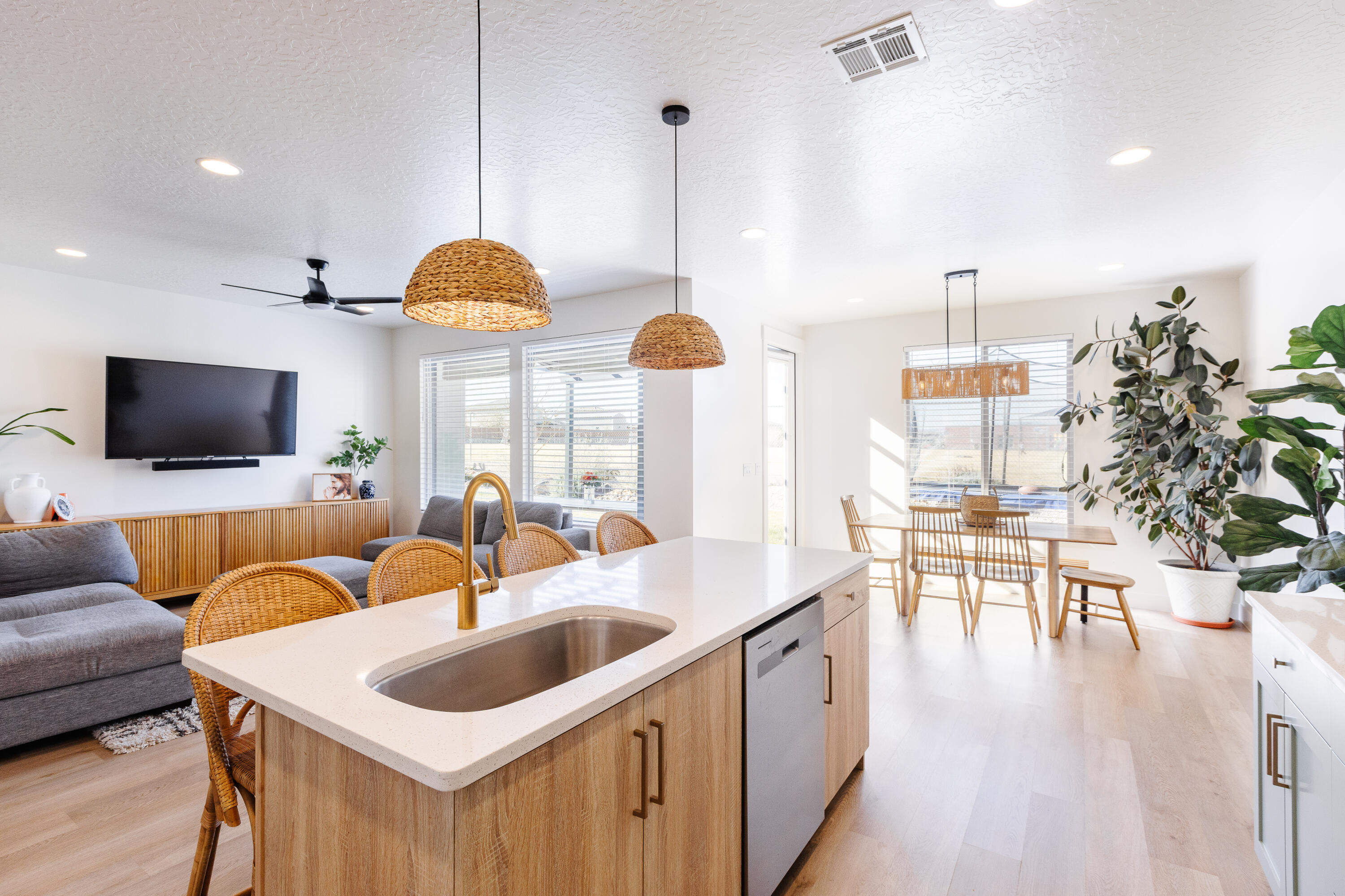 RED PINE - Residential