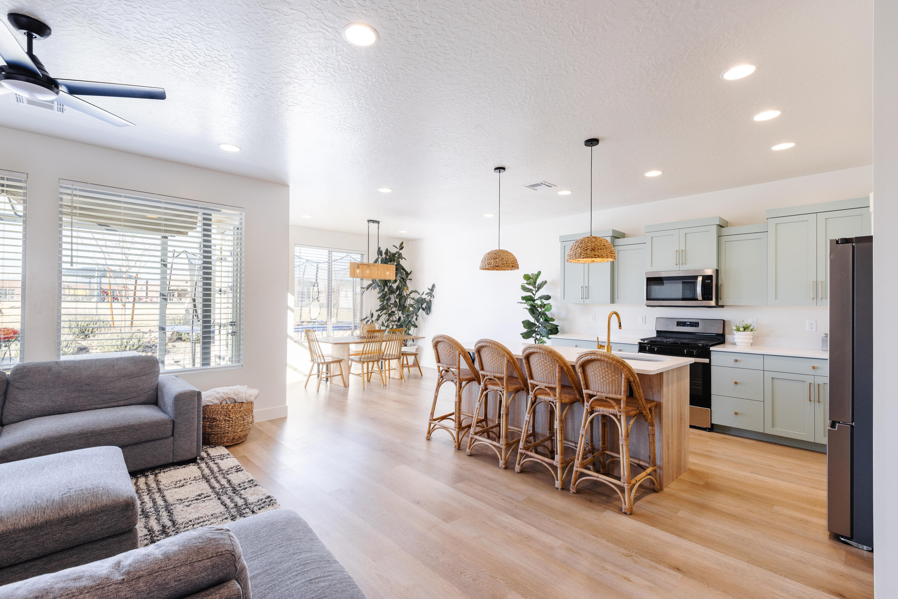 RED PINE - Residential