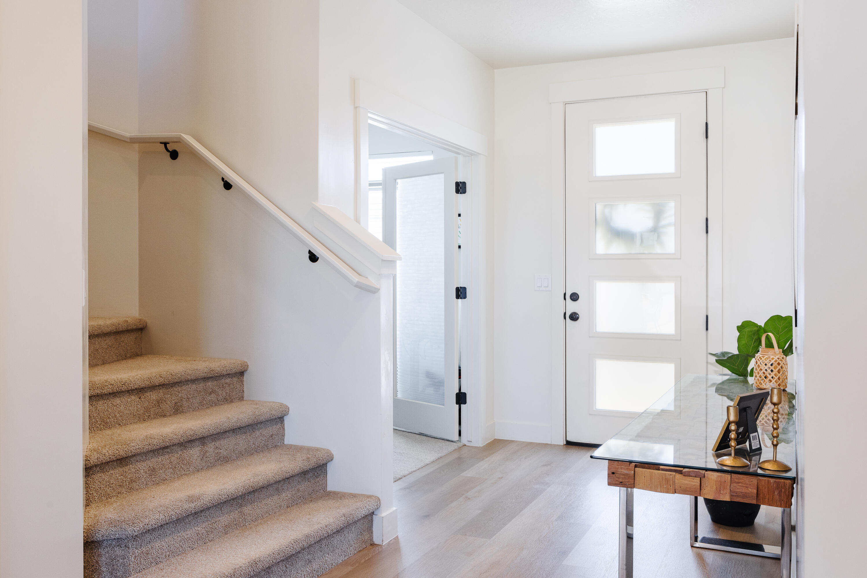 RED PINE - Residential