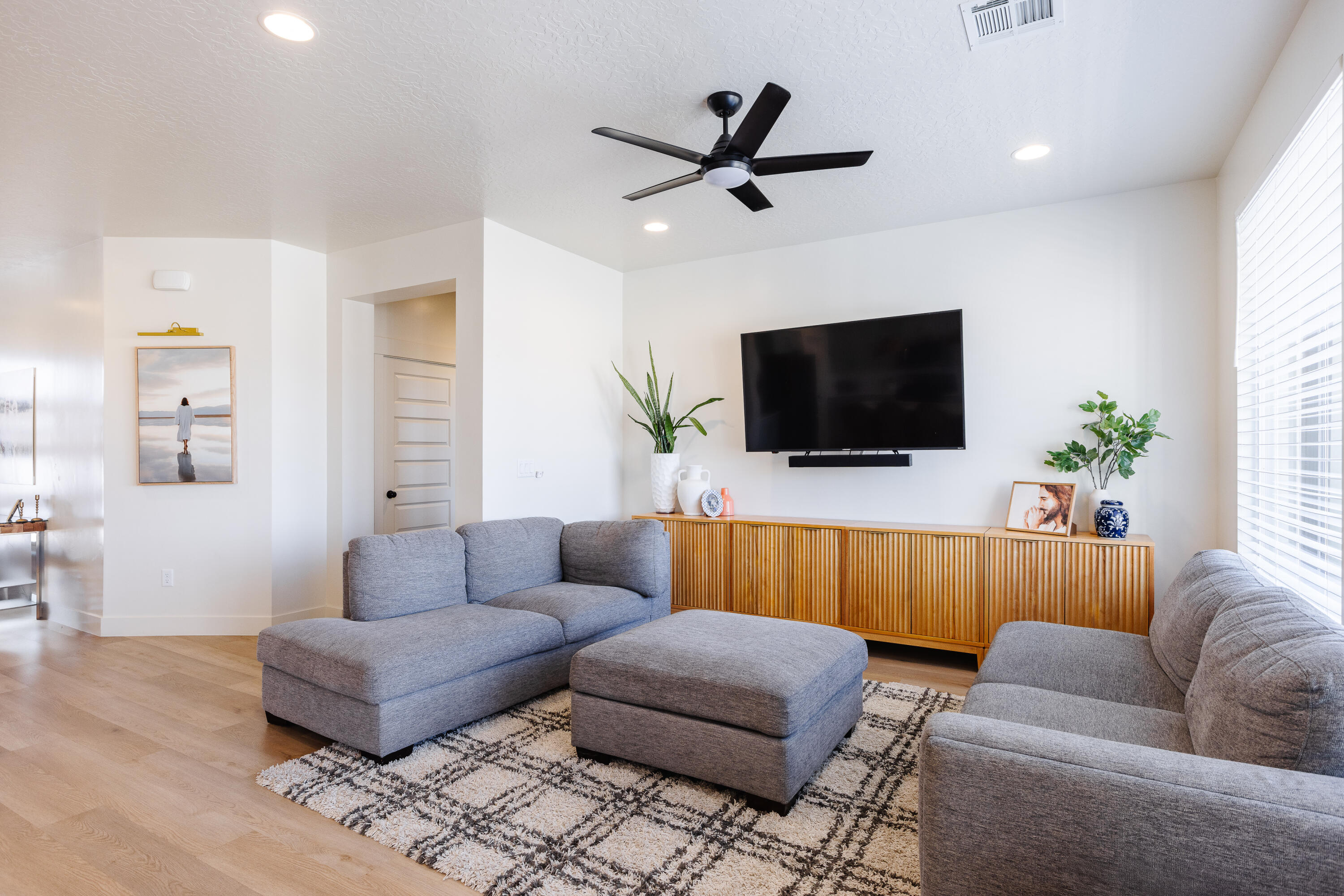 RED PINE - Residential