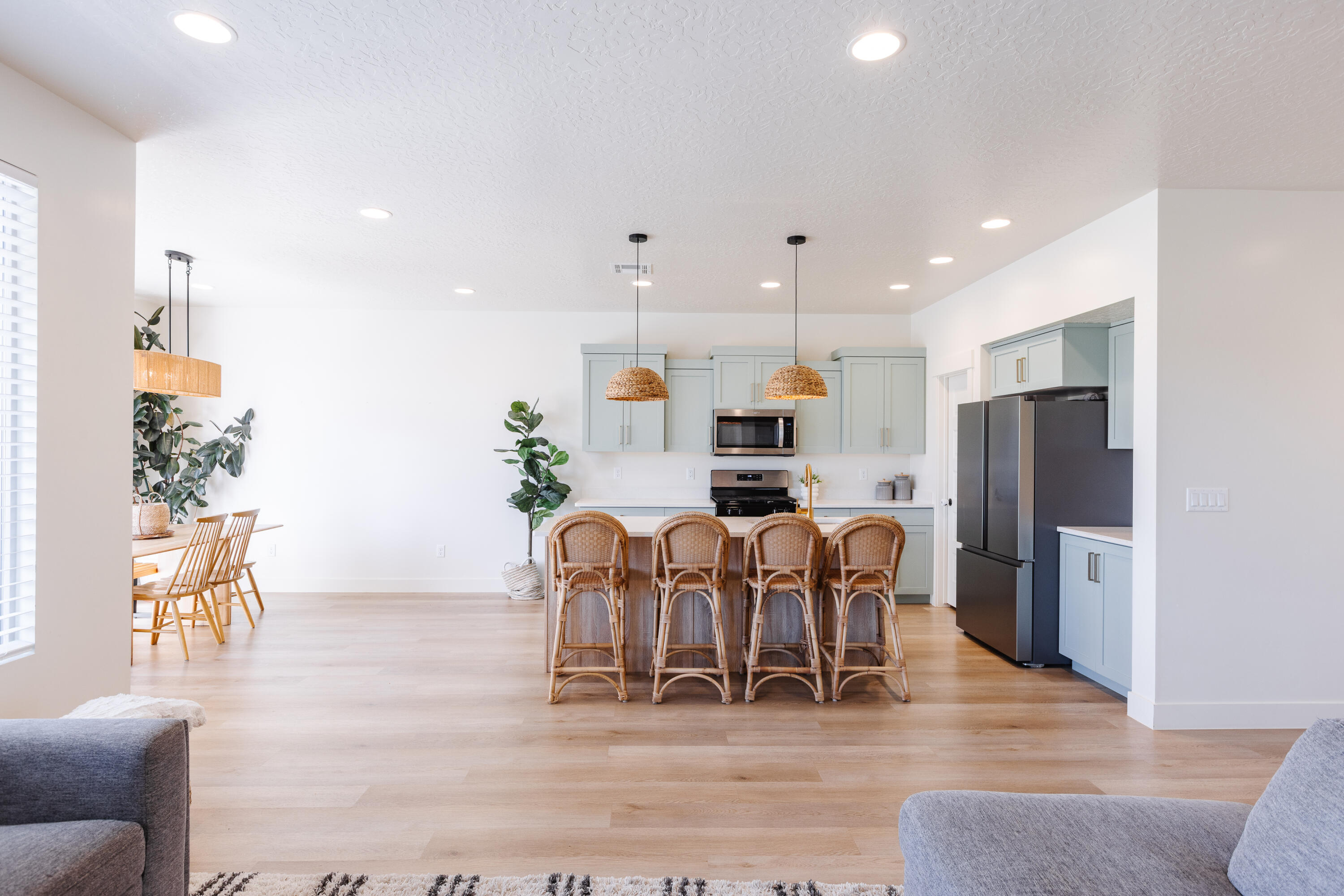 RED PINE - Residential