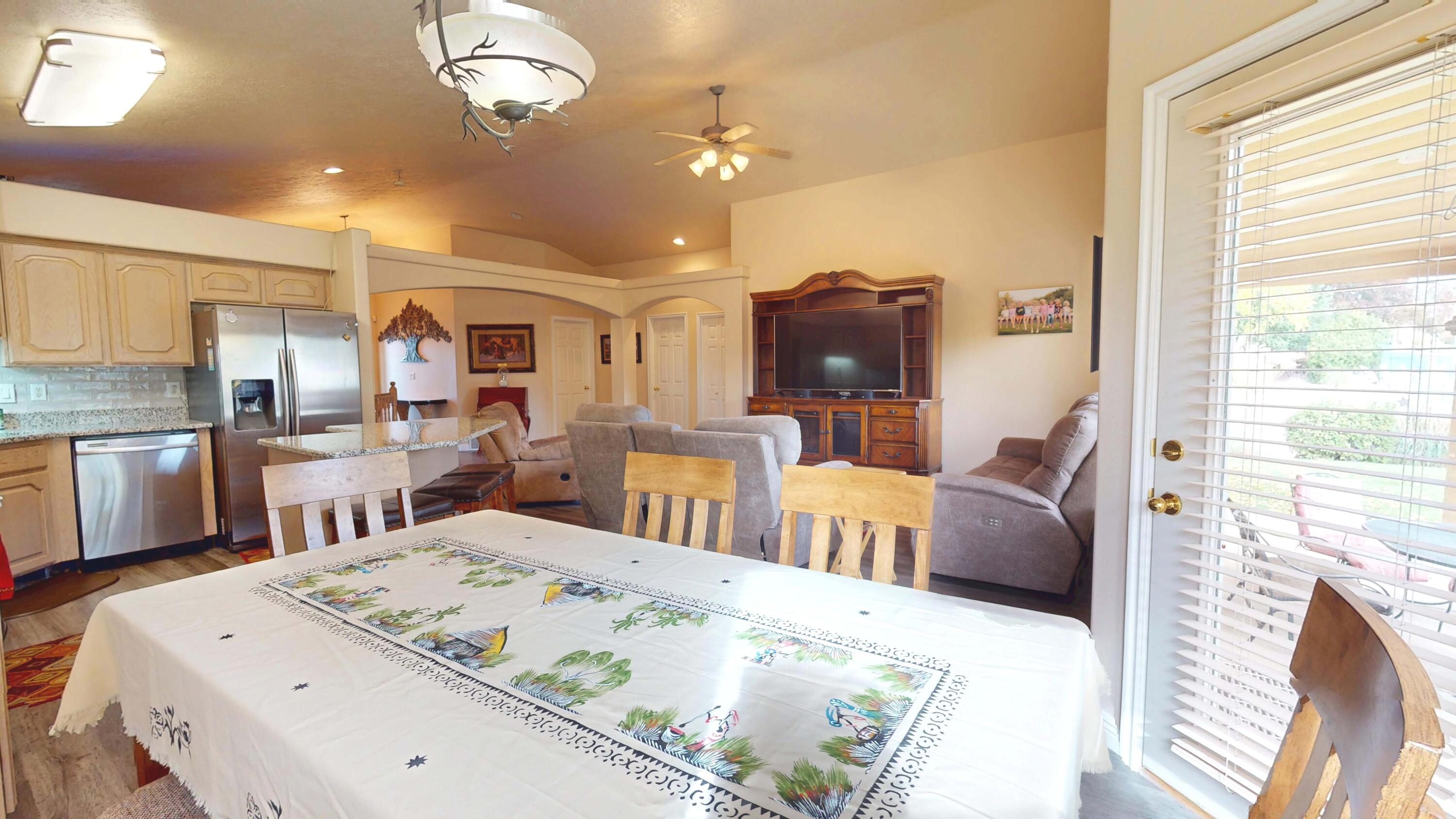 LAGUNA VILLAGES AT GREEN SPRINGS - Residential