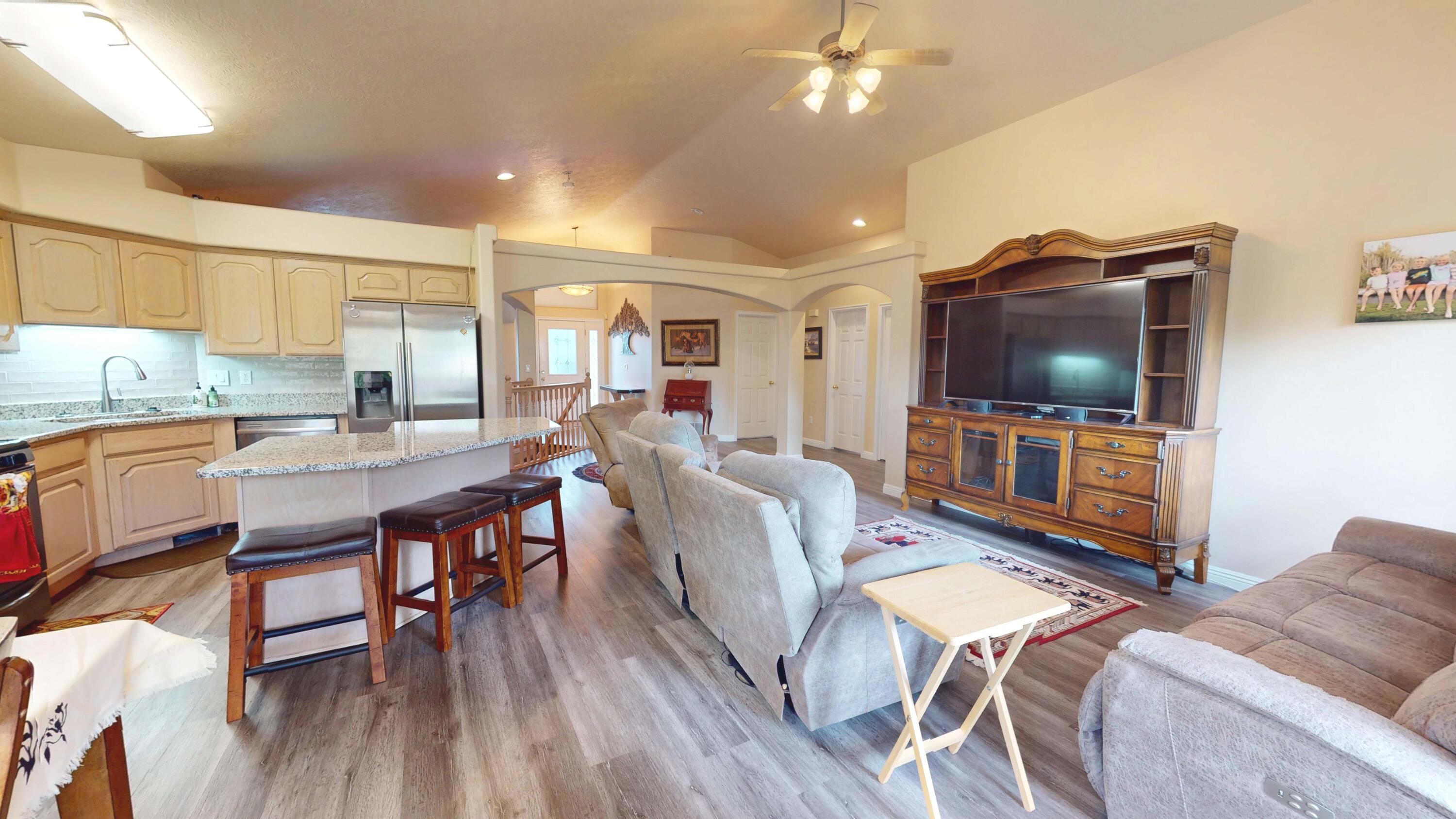 LAGUNA VILLAGES AT GREEN SPRINGS - Residential