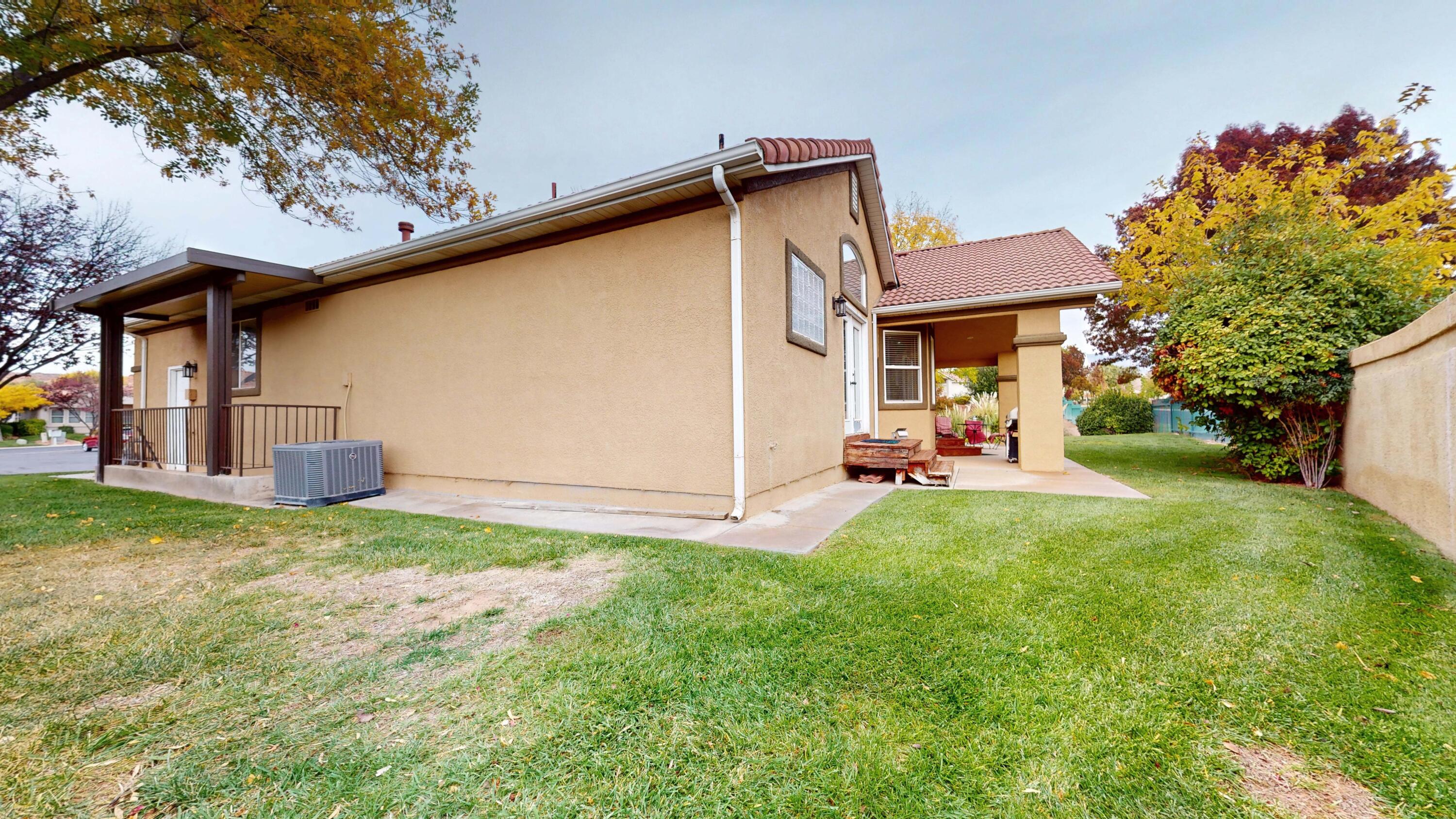 LAGUNA VILLAGES AT GREEN SPRINGS - Residential