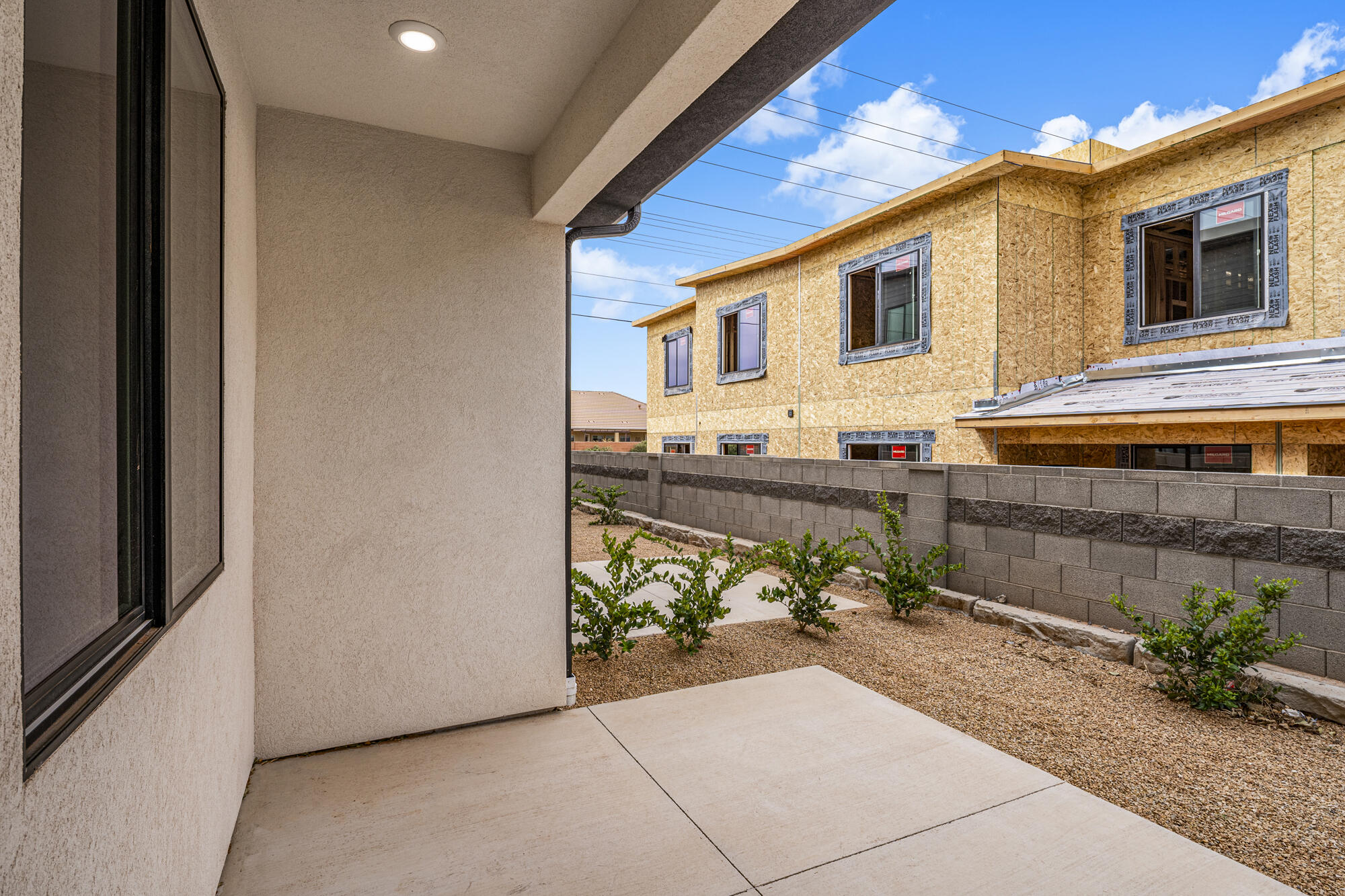 EAGLE POINTE - Residential