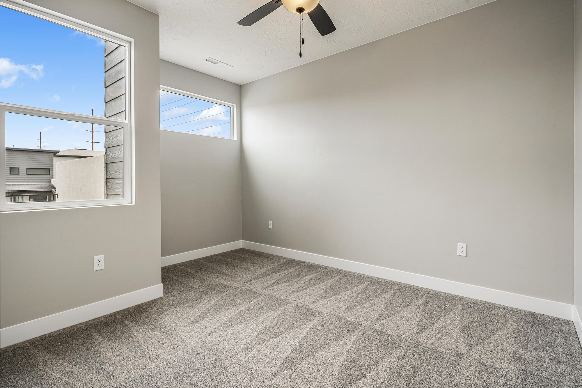 EAGLE POINTE - Residential