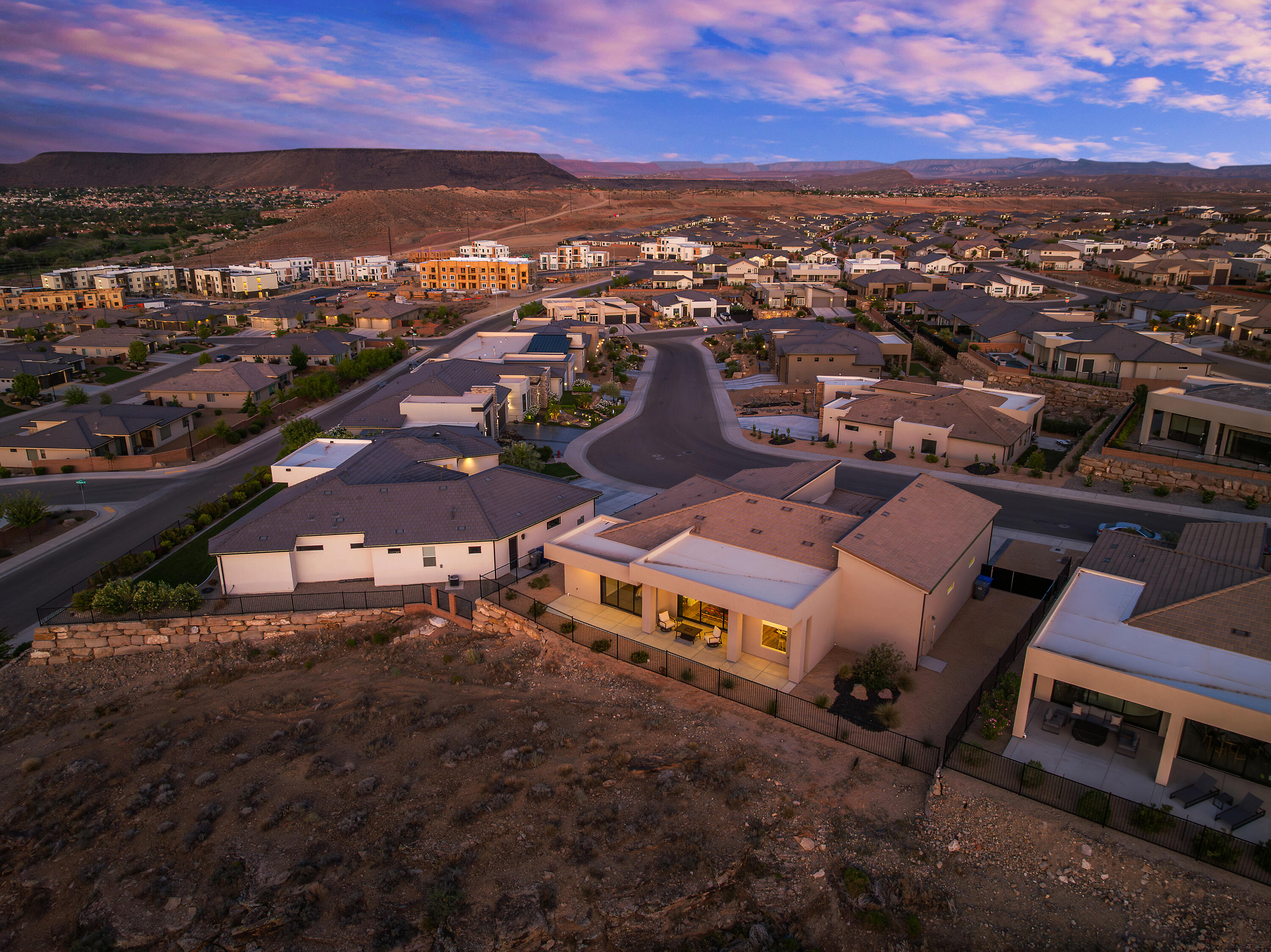 CASCATA AT DIVARIO - Residential