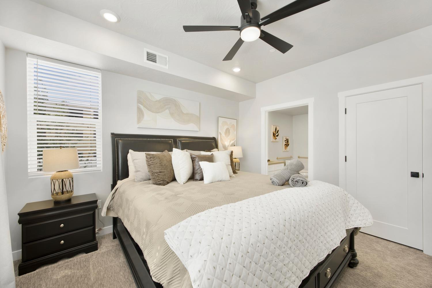 CORAL SPRINGS CONDOMINIUMS - Residential