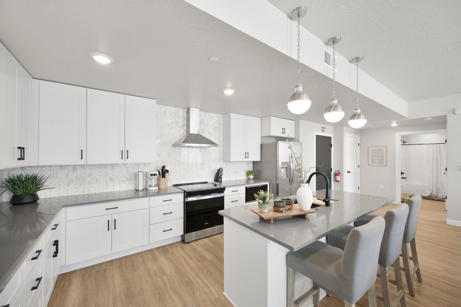 CORAL SPRINGS CONDOMINIUMS - Residential