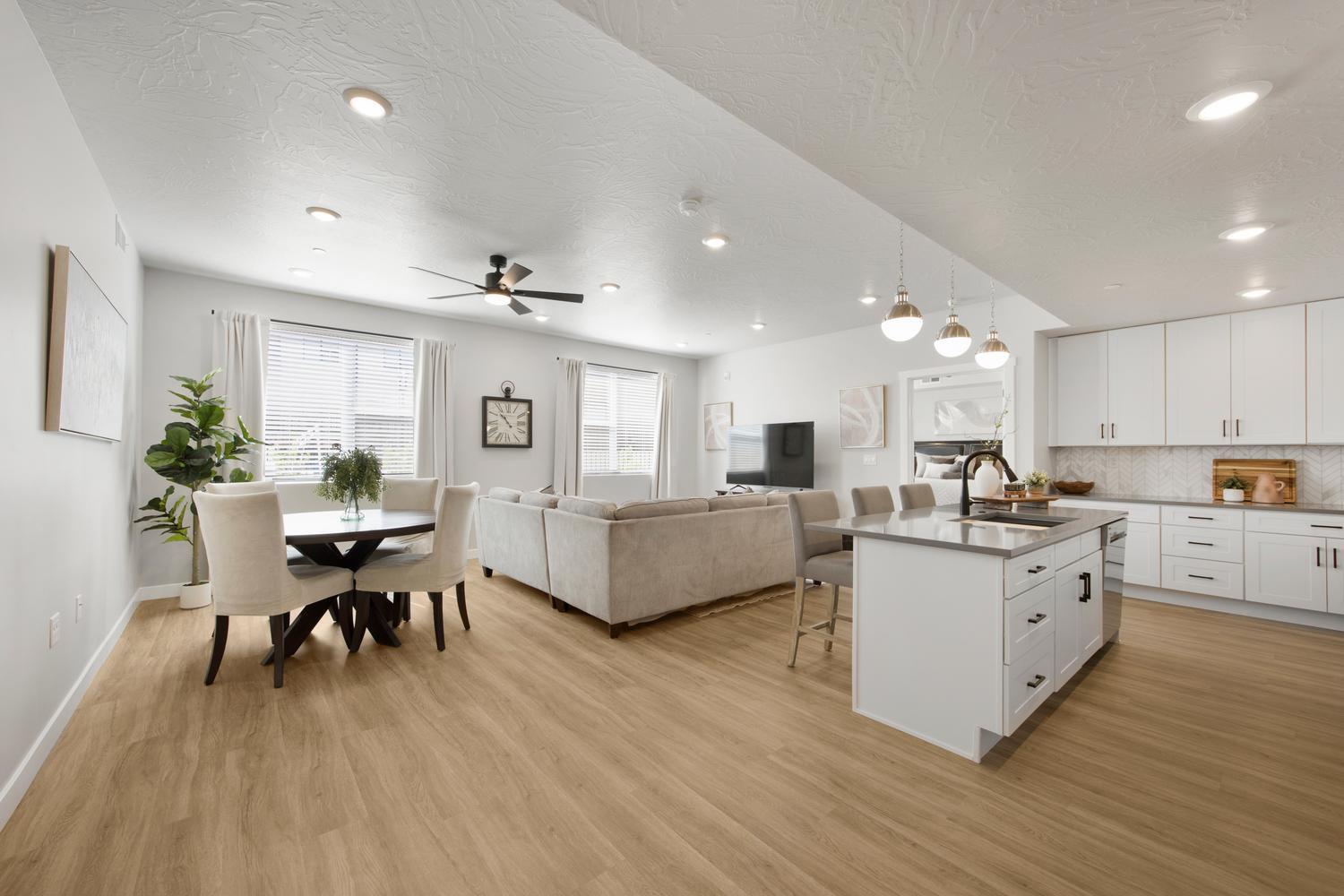CORAL SPRINGS CONDOMINIUMS - Residential