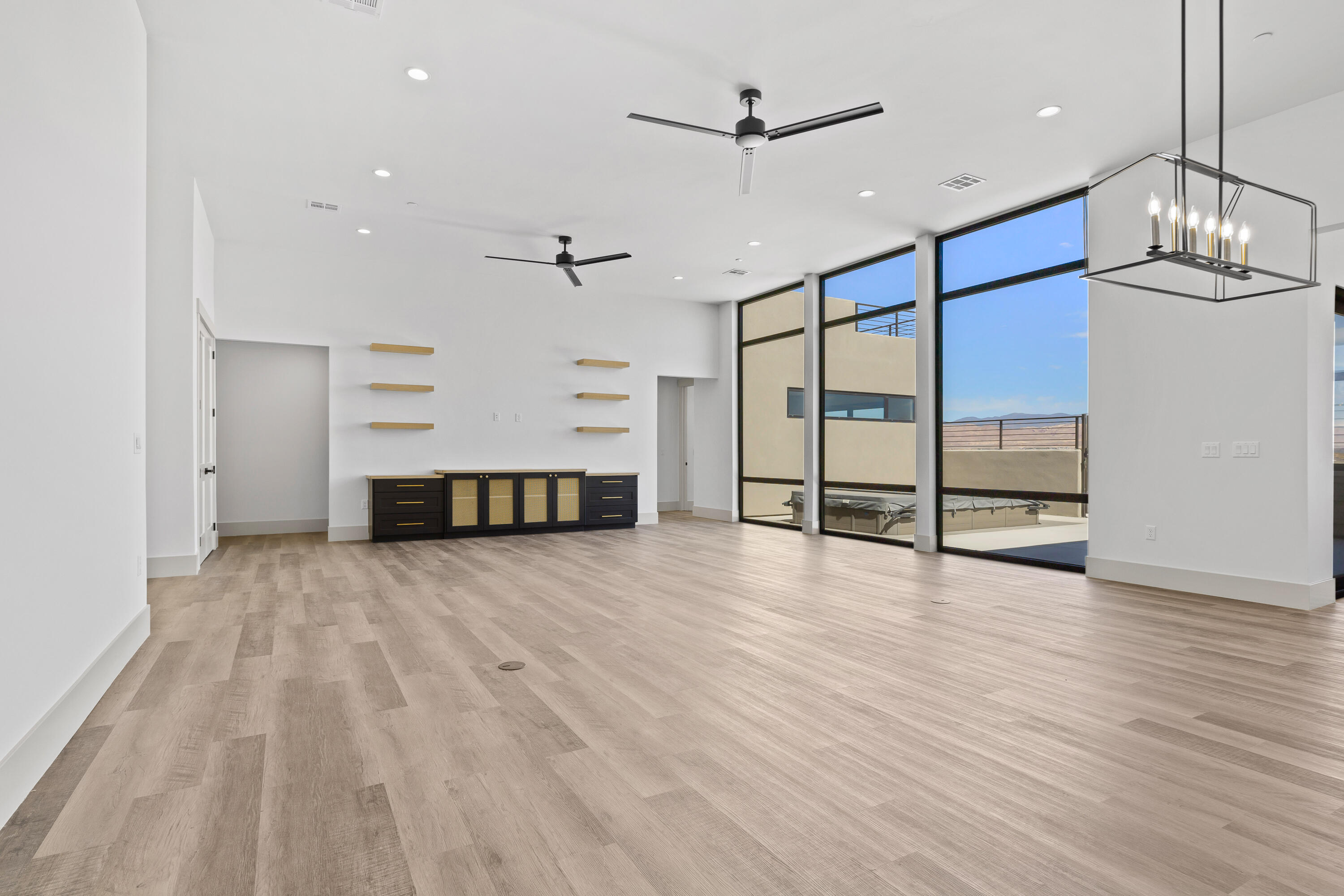 RETREAT AT SAND HOLLOW RESORT - Residential