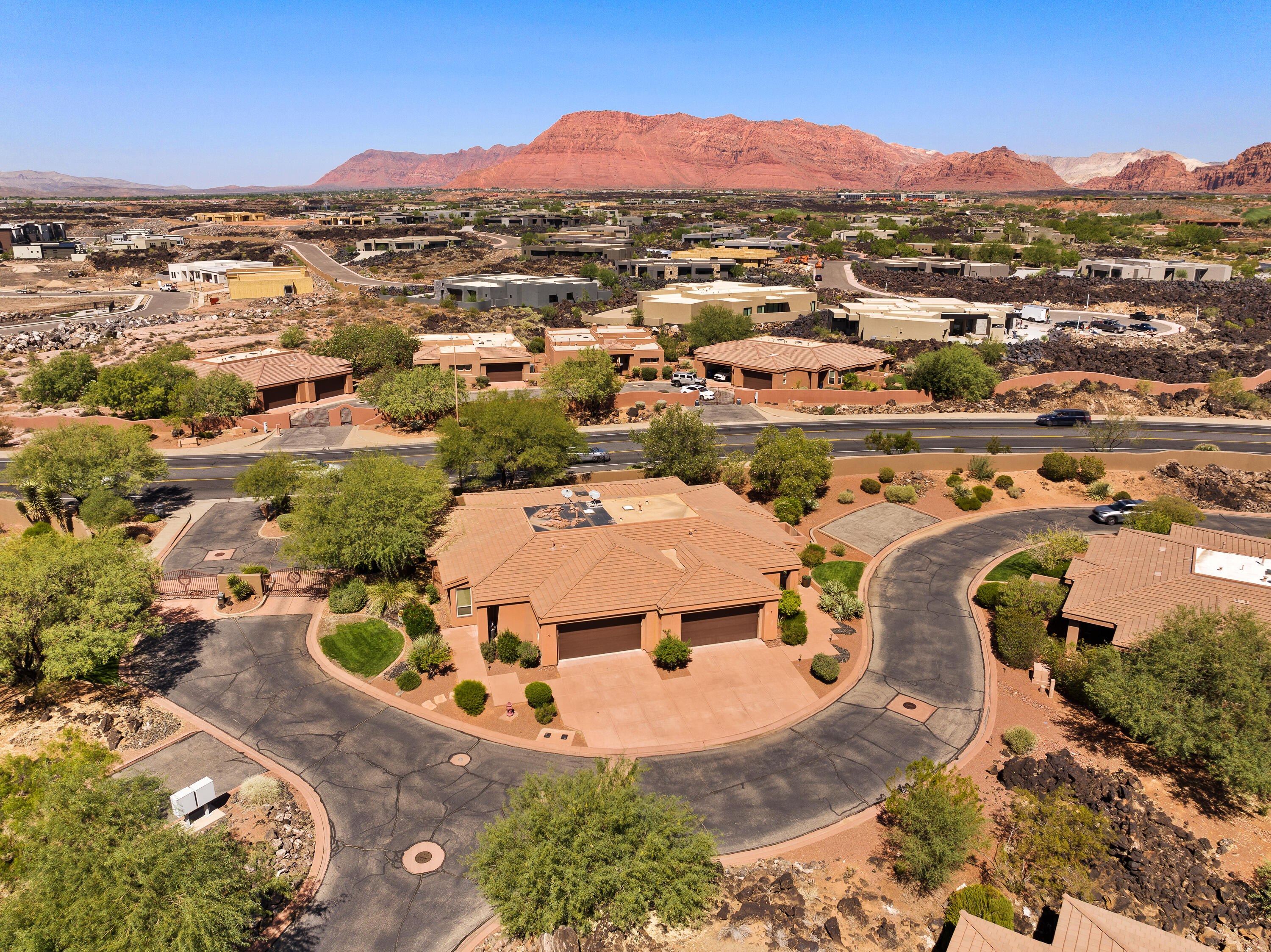LAVA FALLS AT ENTRADA - Residential