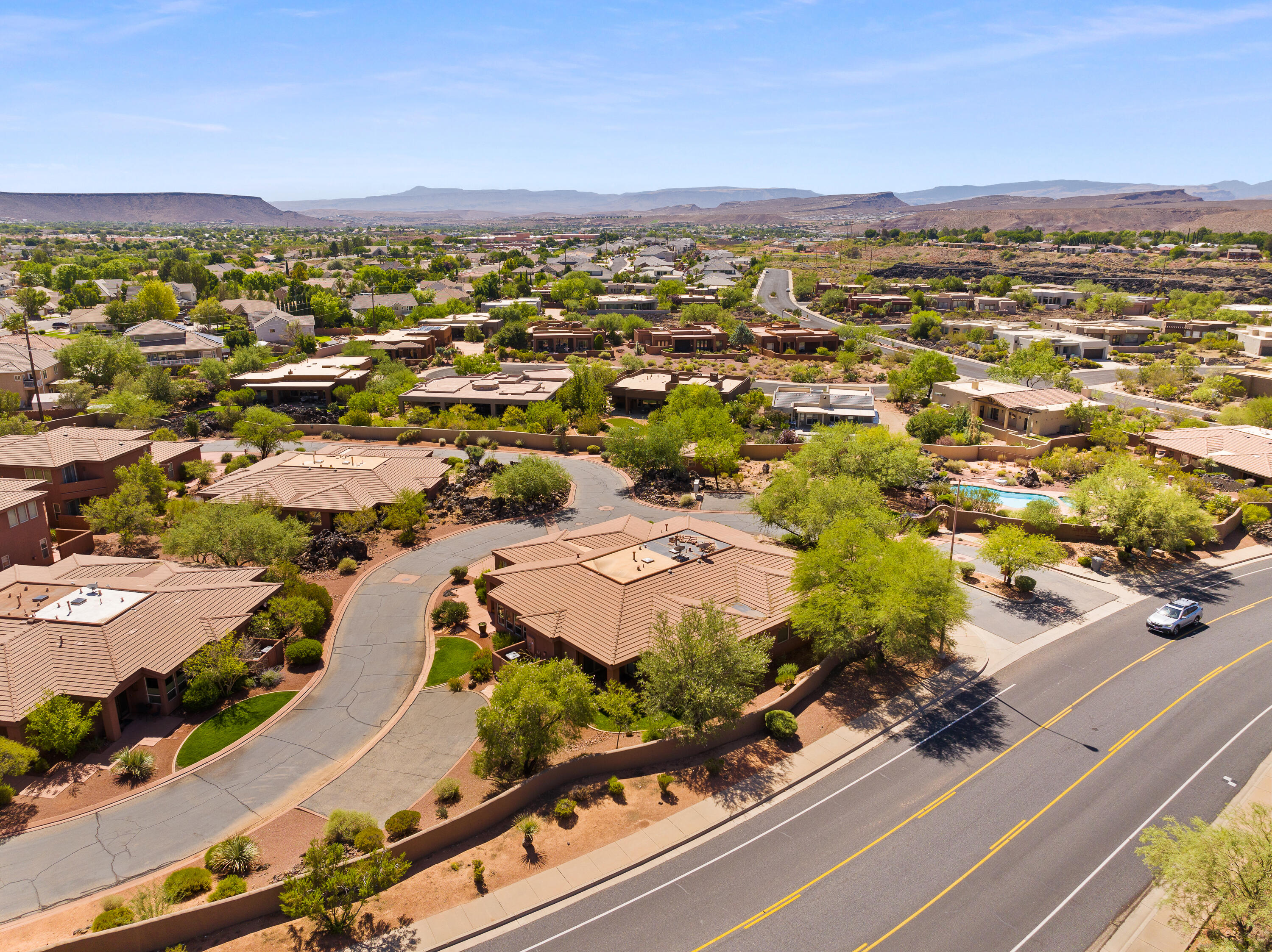 LAVA FALLS AT ENTRADA - Residential