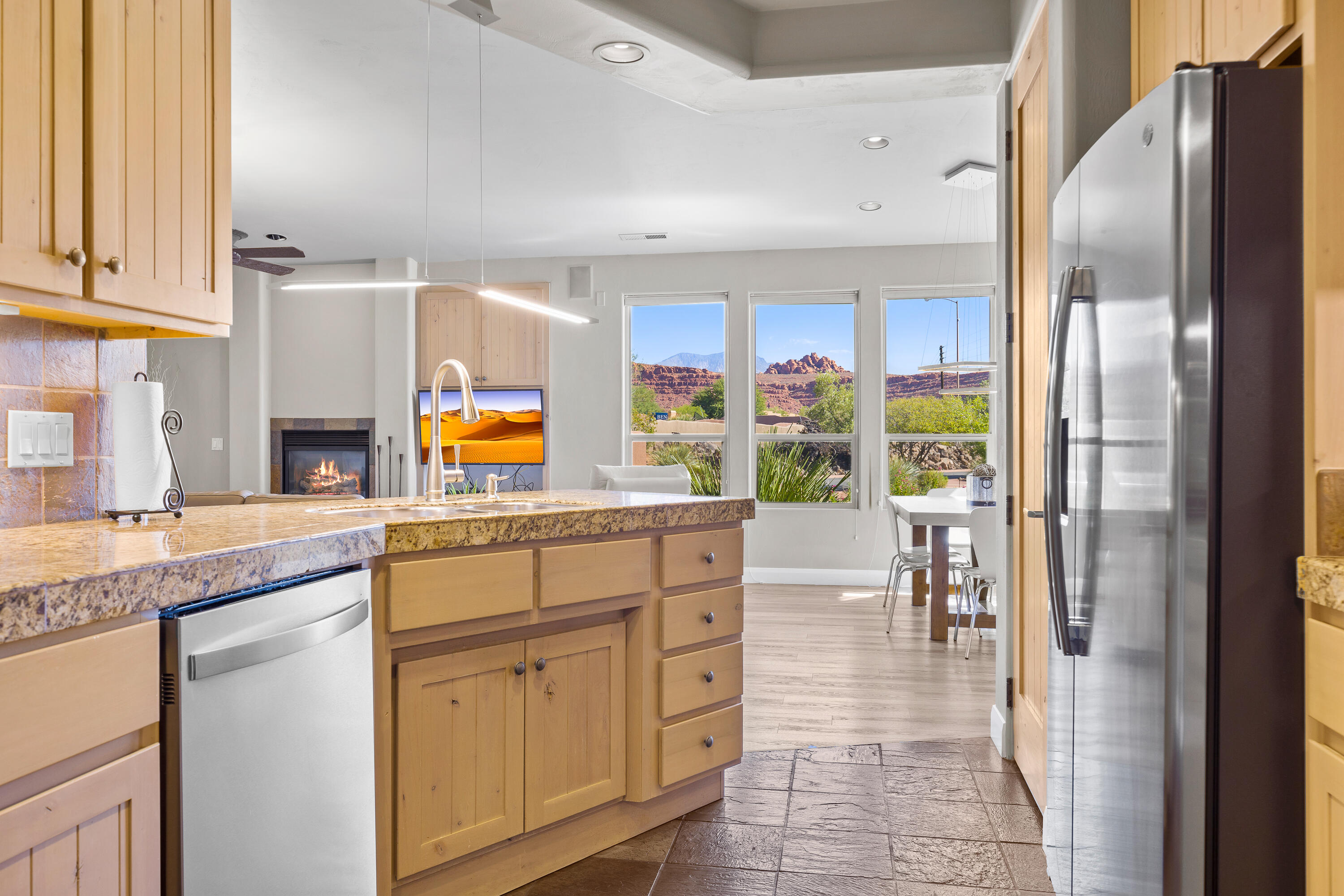 LAVA FALLS AT ENTRADA - Residential