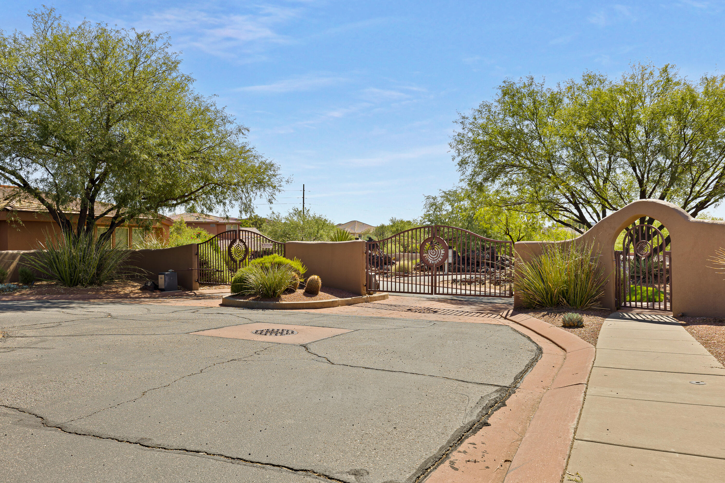 LAVA FALLS AT ENTRADA - Residential