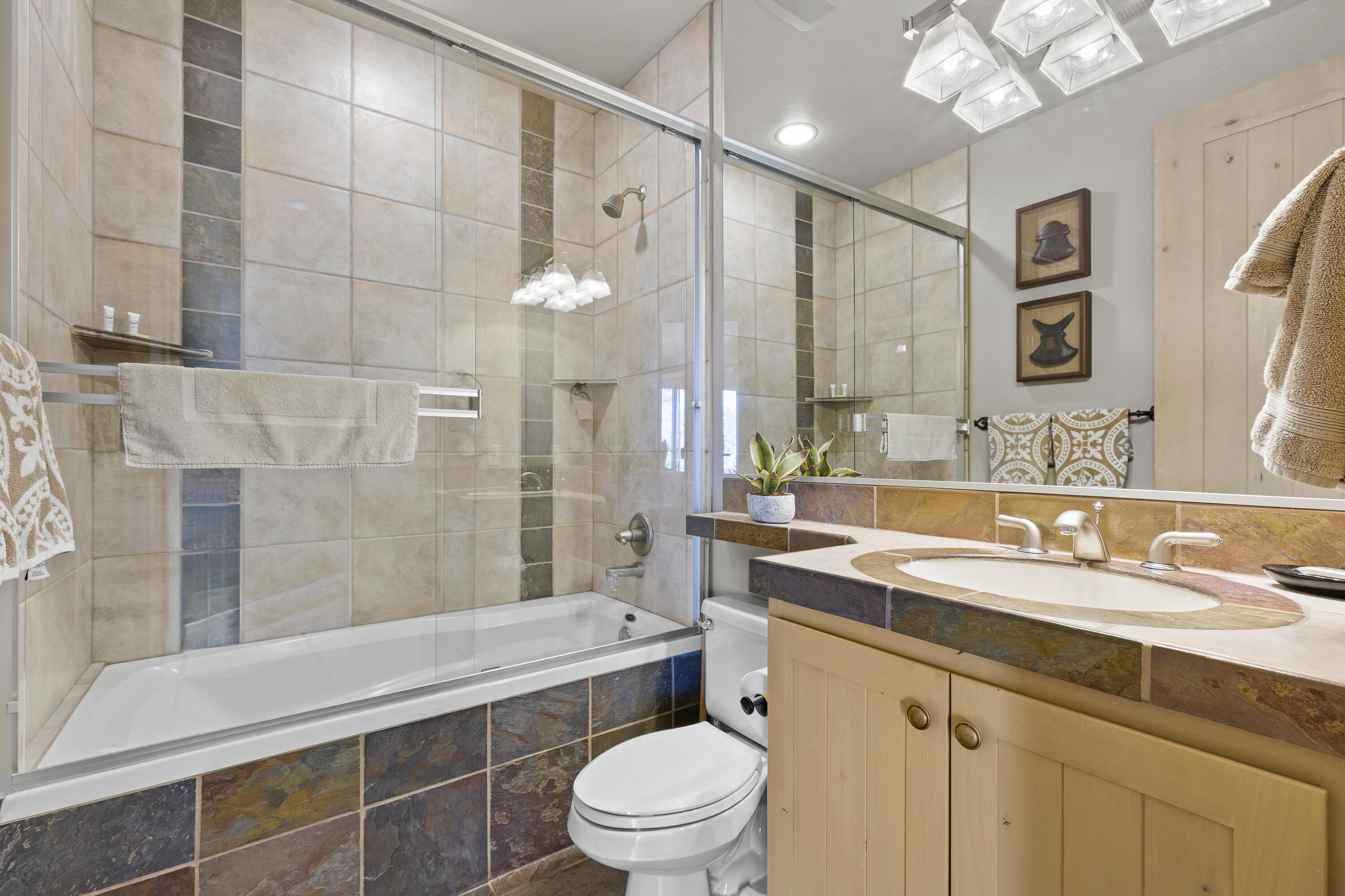 LAVA FALLS AT ENTRADA - Residential