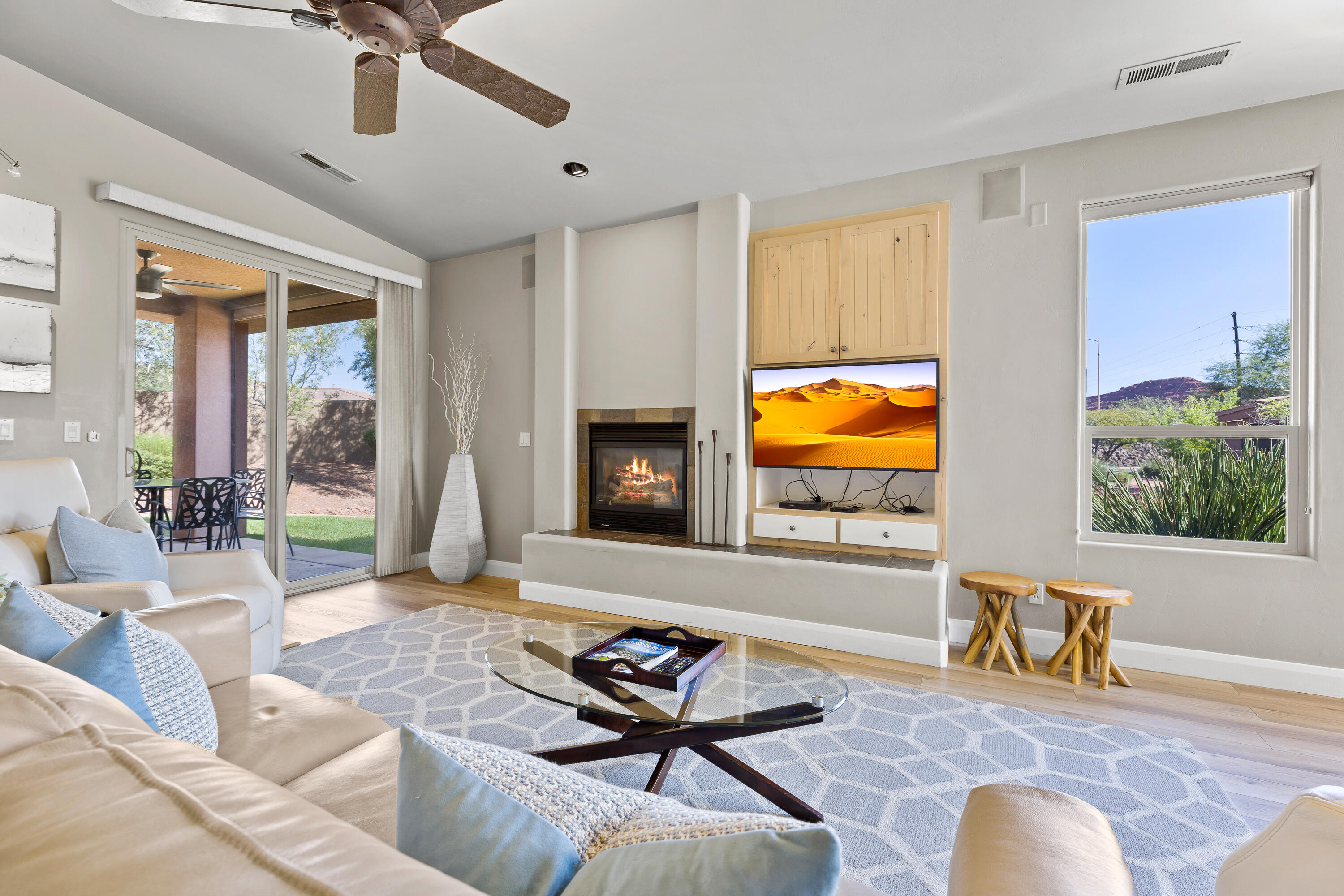 LAVA FALLS AT ENTRADA - Residential