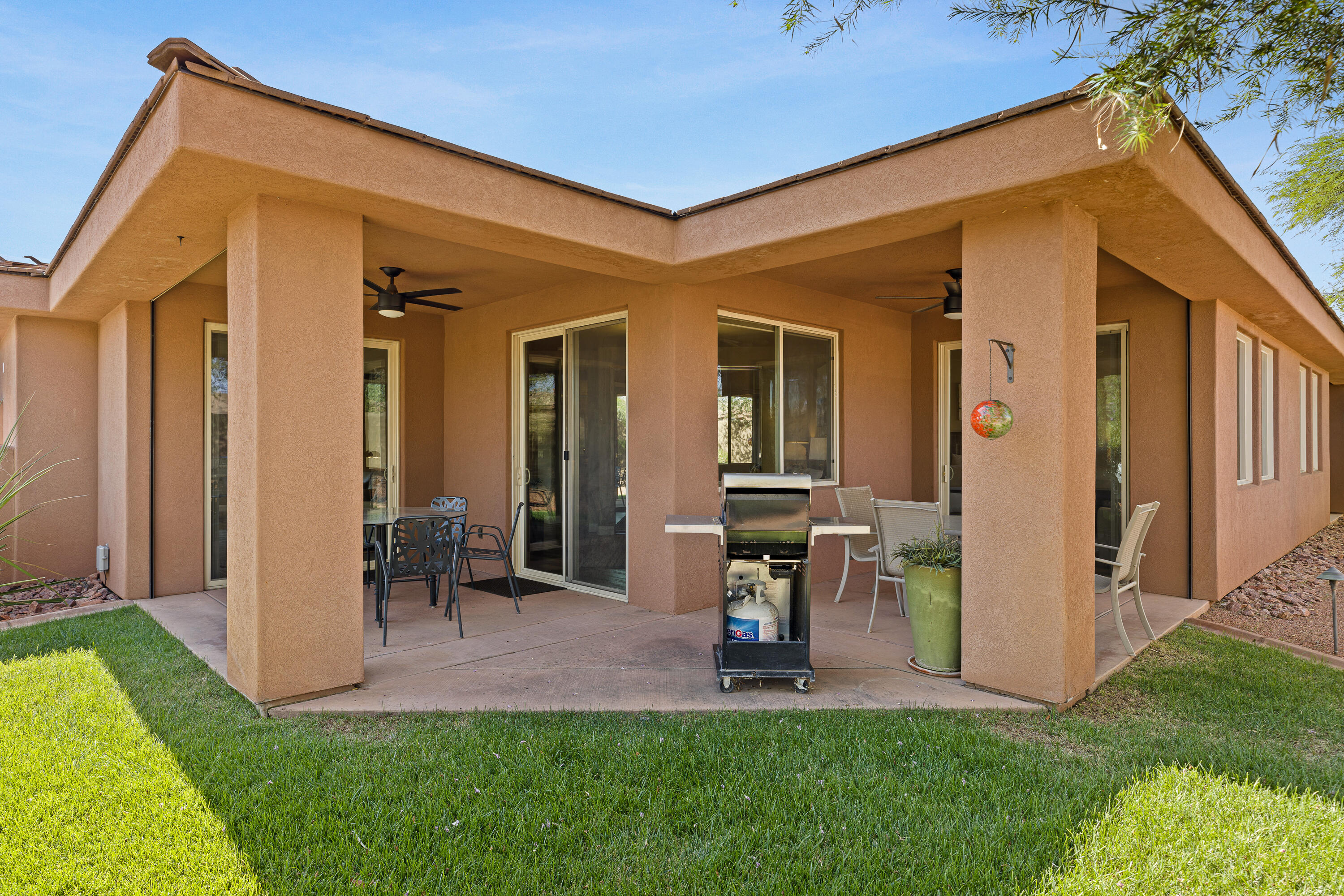 LAVA FALLS AT ENTRADA - Residential