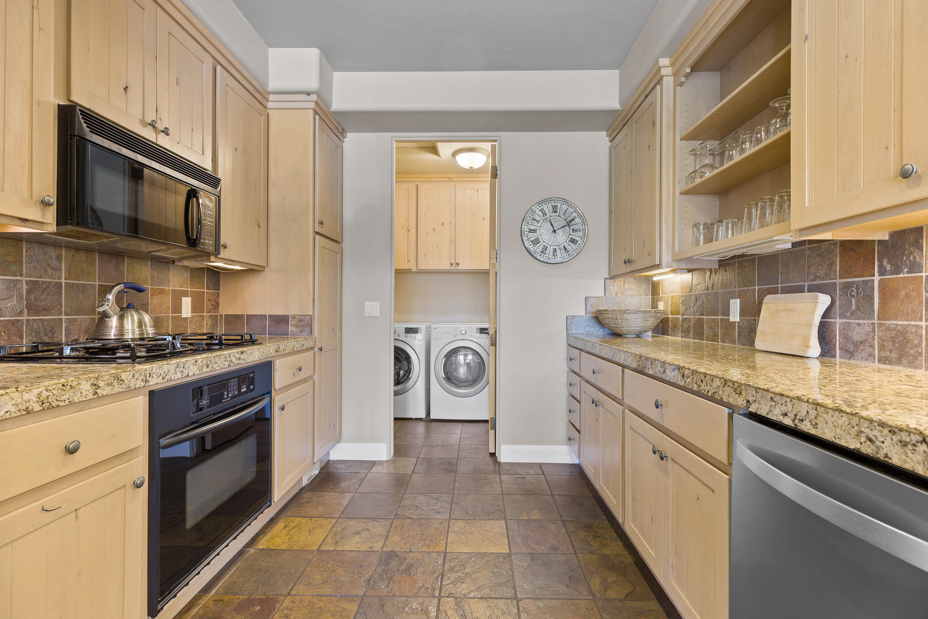 LAVA FALLS AT ENTRADA - Residential