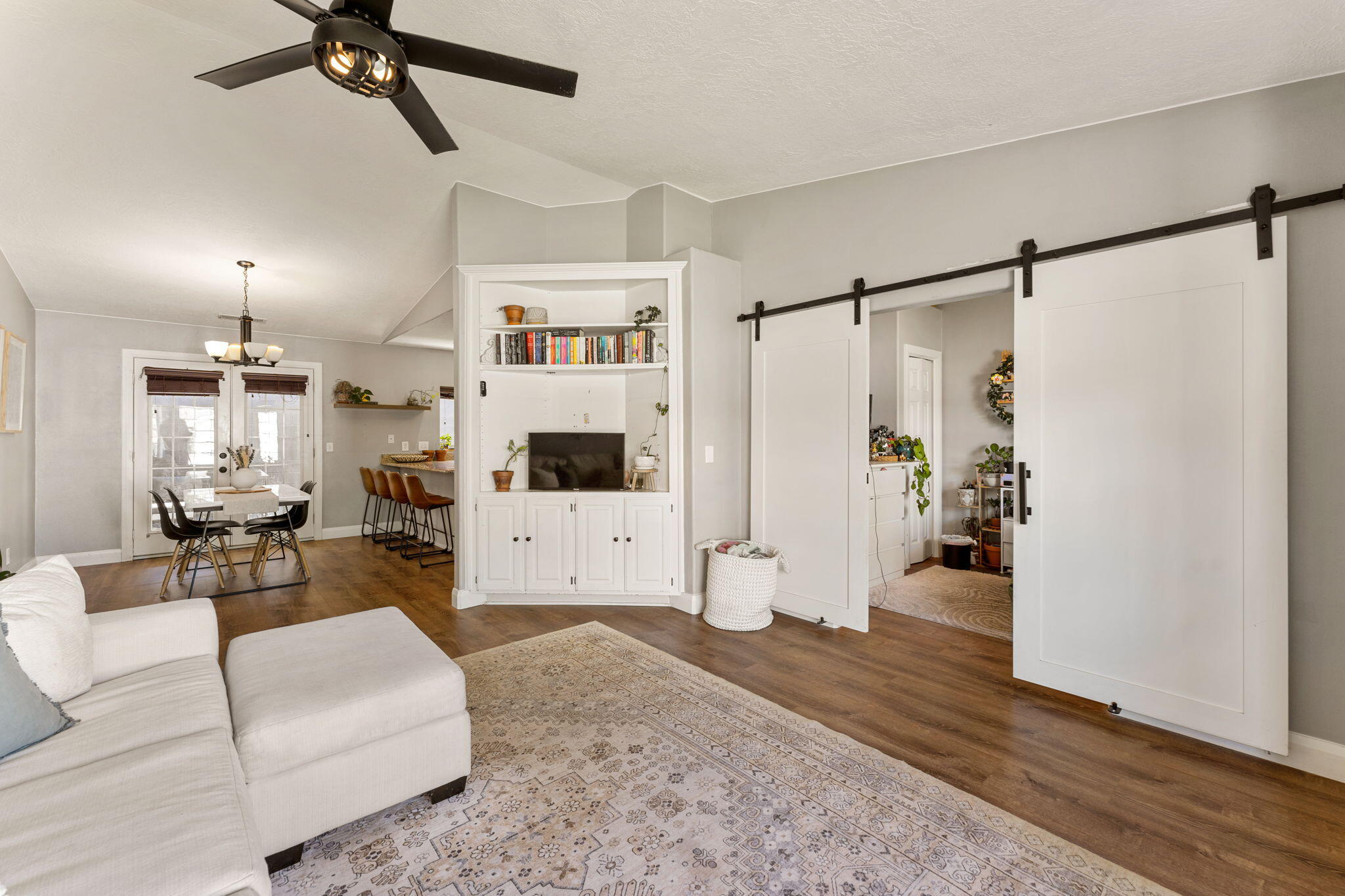 MILLCREEK COTTAGES - Residential