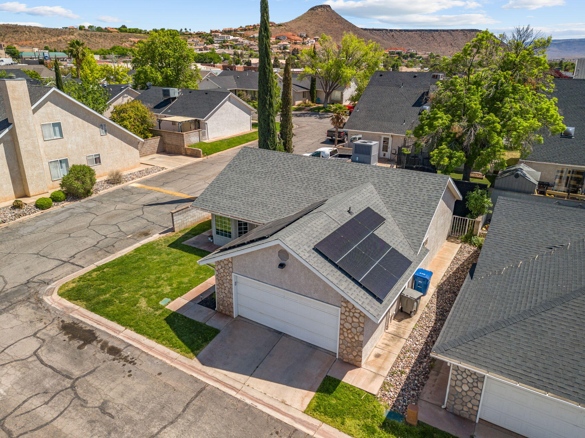 MILLCREEK COTTAGES - Residential