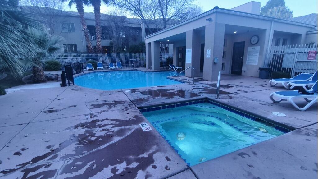 BLACKROCK CONDOS AT STONEBRIDGE - Residential