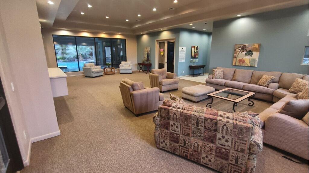 BLACKROCK CONDOS AT STONEBRIDGE - Residential