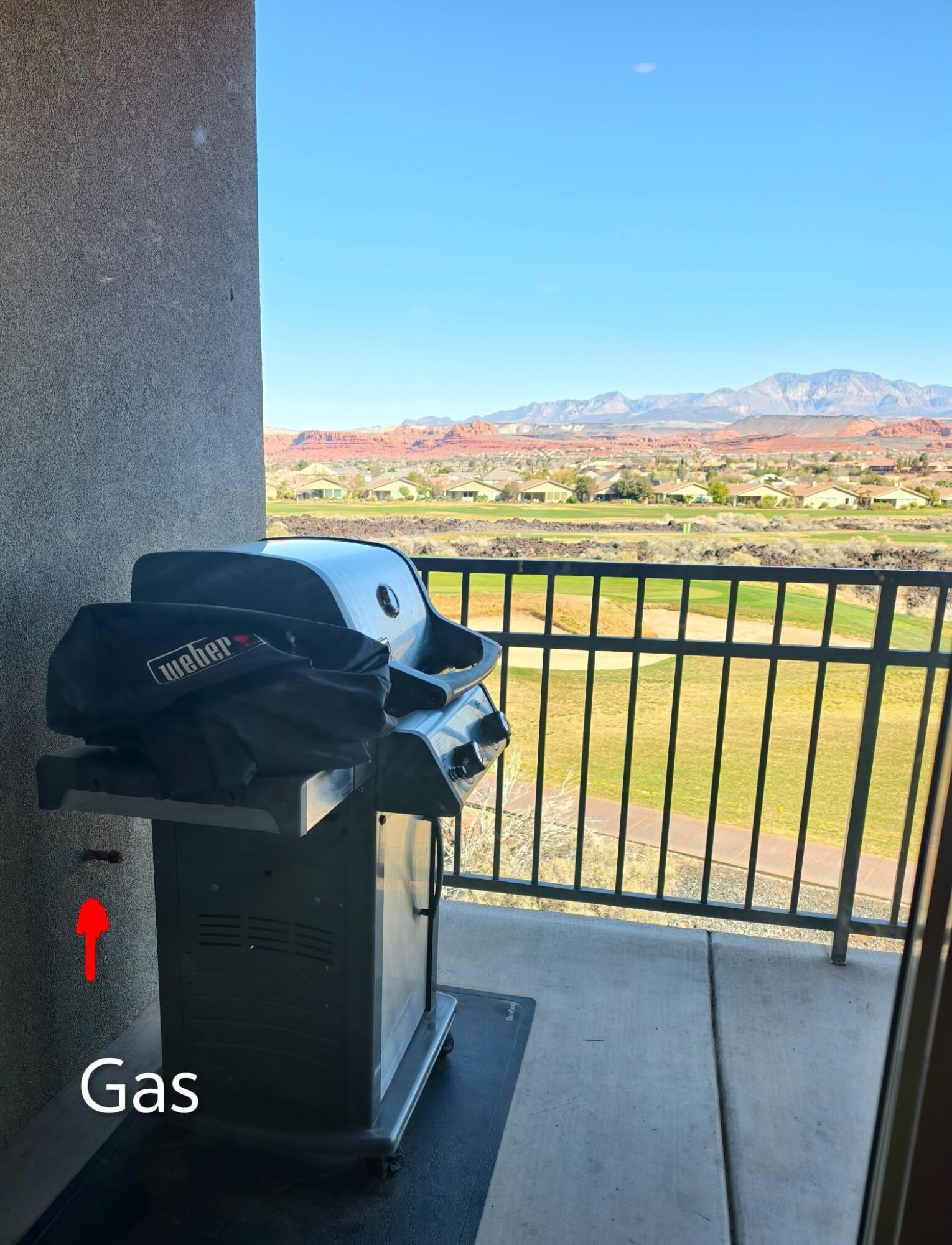 BLACKROCK CONDOS AT STONEBRIDGE - Residential