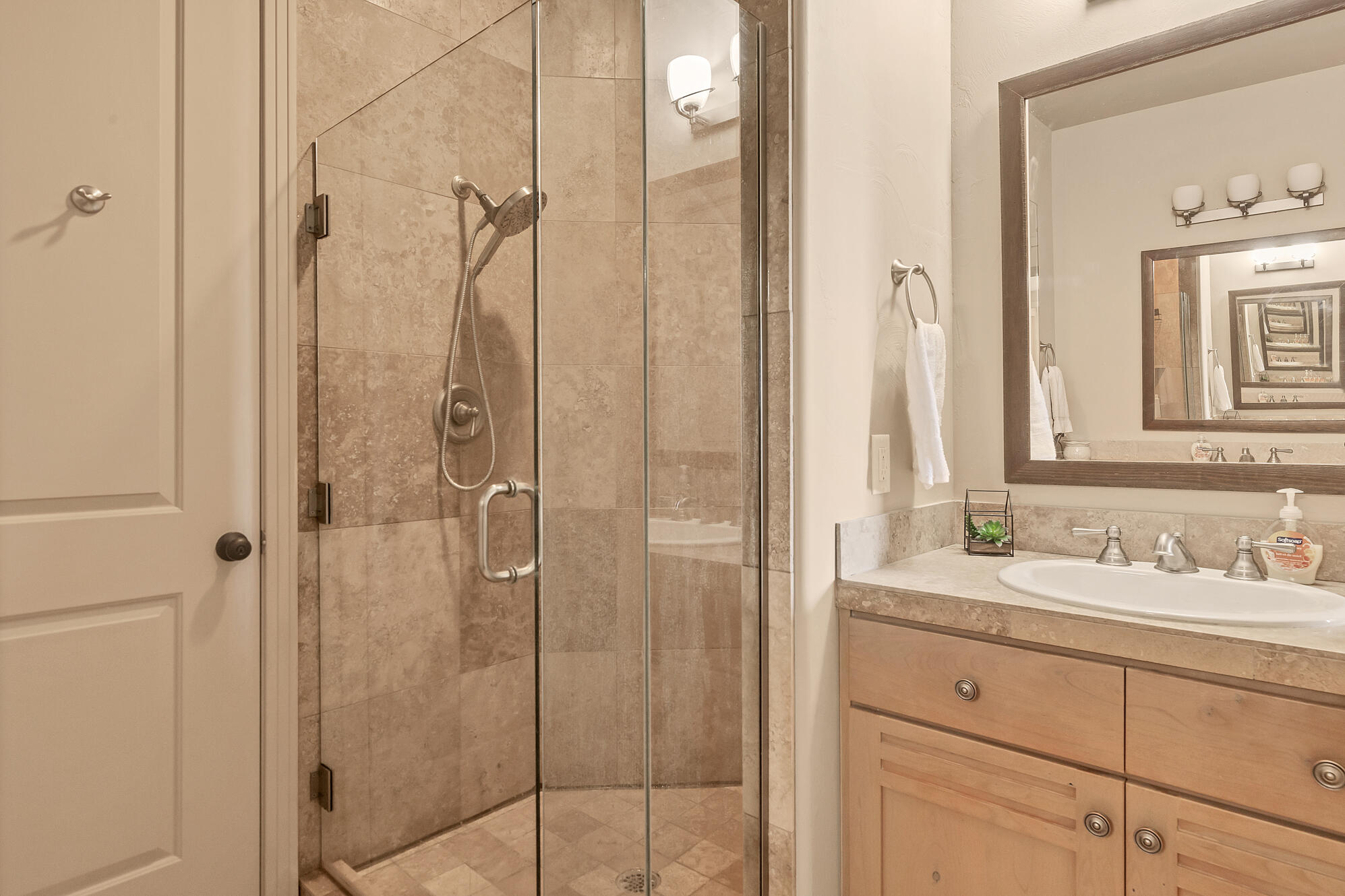 BLACKROCK CONDOS AT STONEBRIDGE - Residential