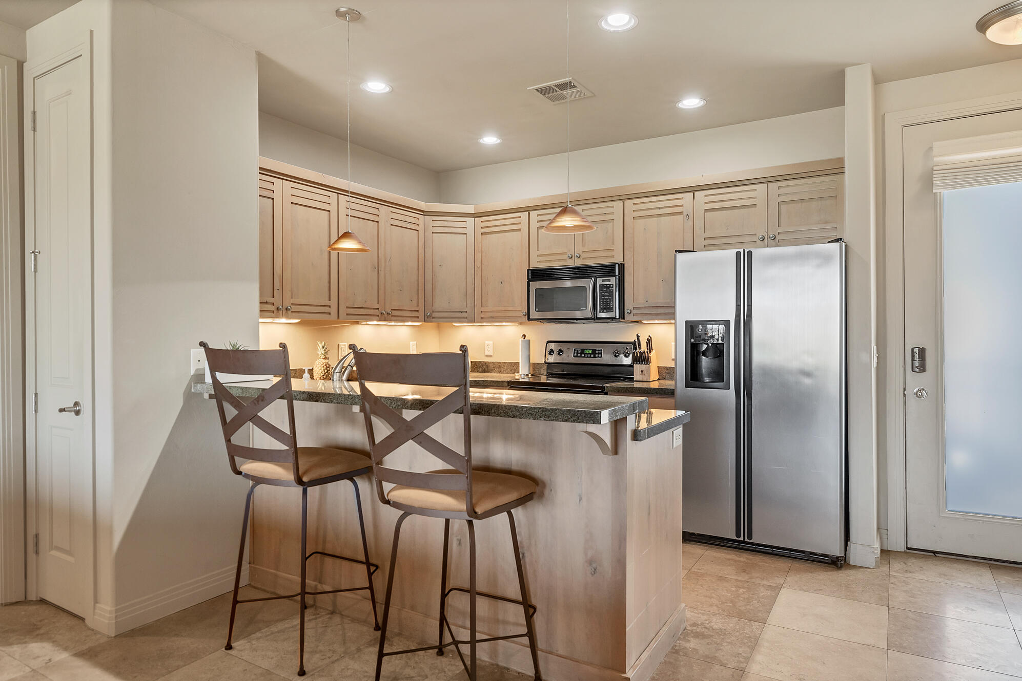 BLACKROCK CONDOS AT STONEBRIDGE - Residential