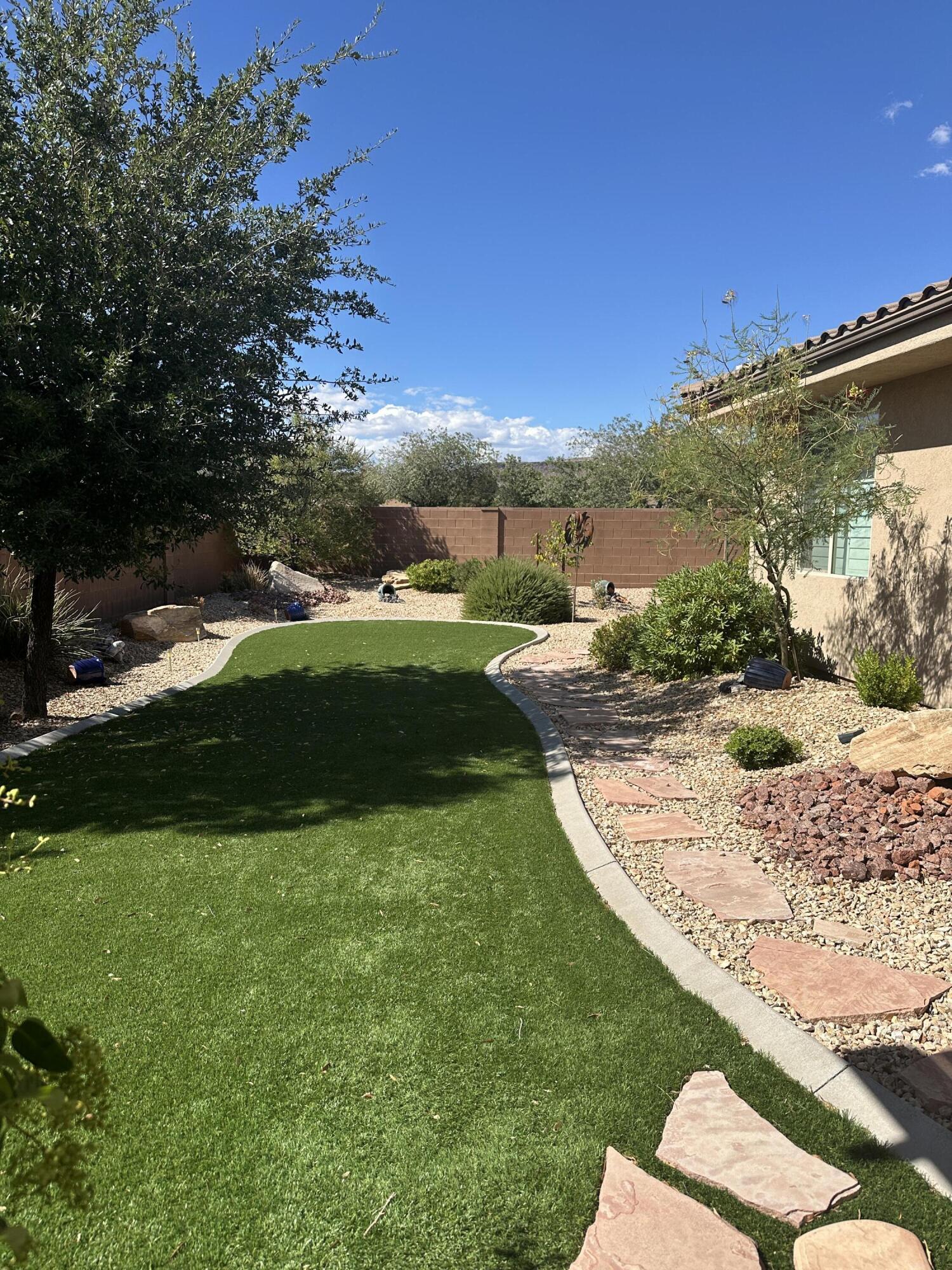 NORTHBRIDGE - Residential