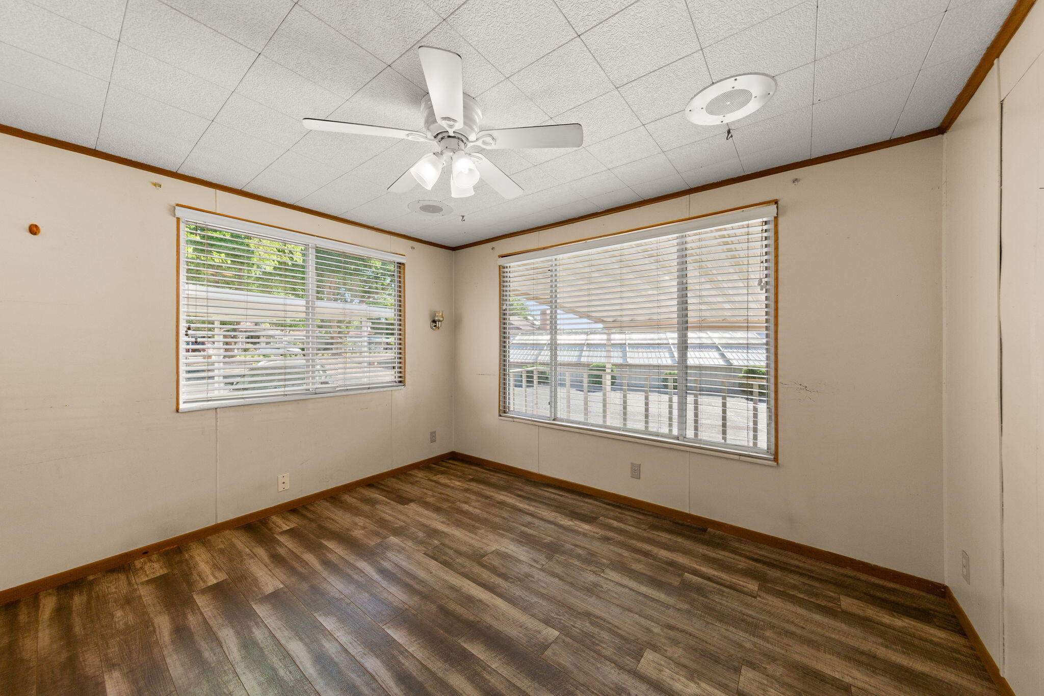 KINGS ROW ESTATES - Residential