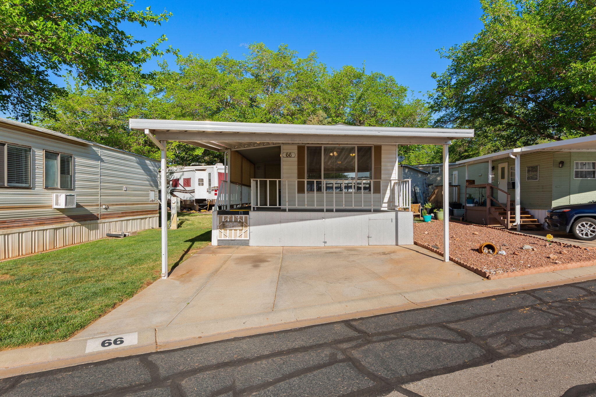 KINGS ROW ESTATES - Residential