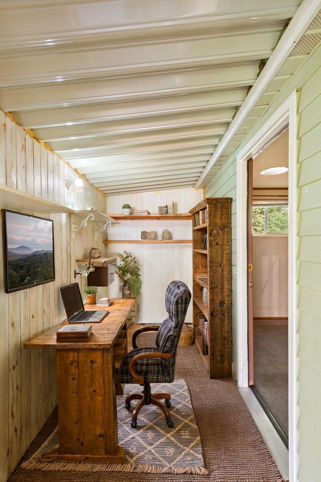 KINGS ROW ESTATES - Residential